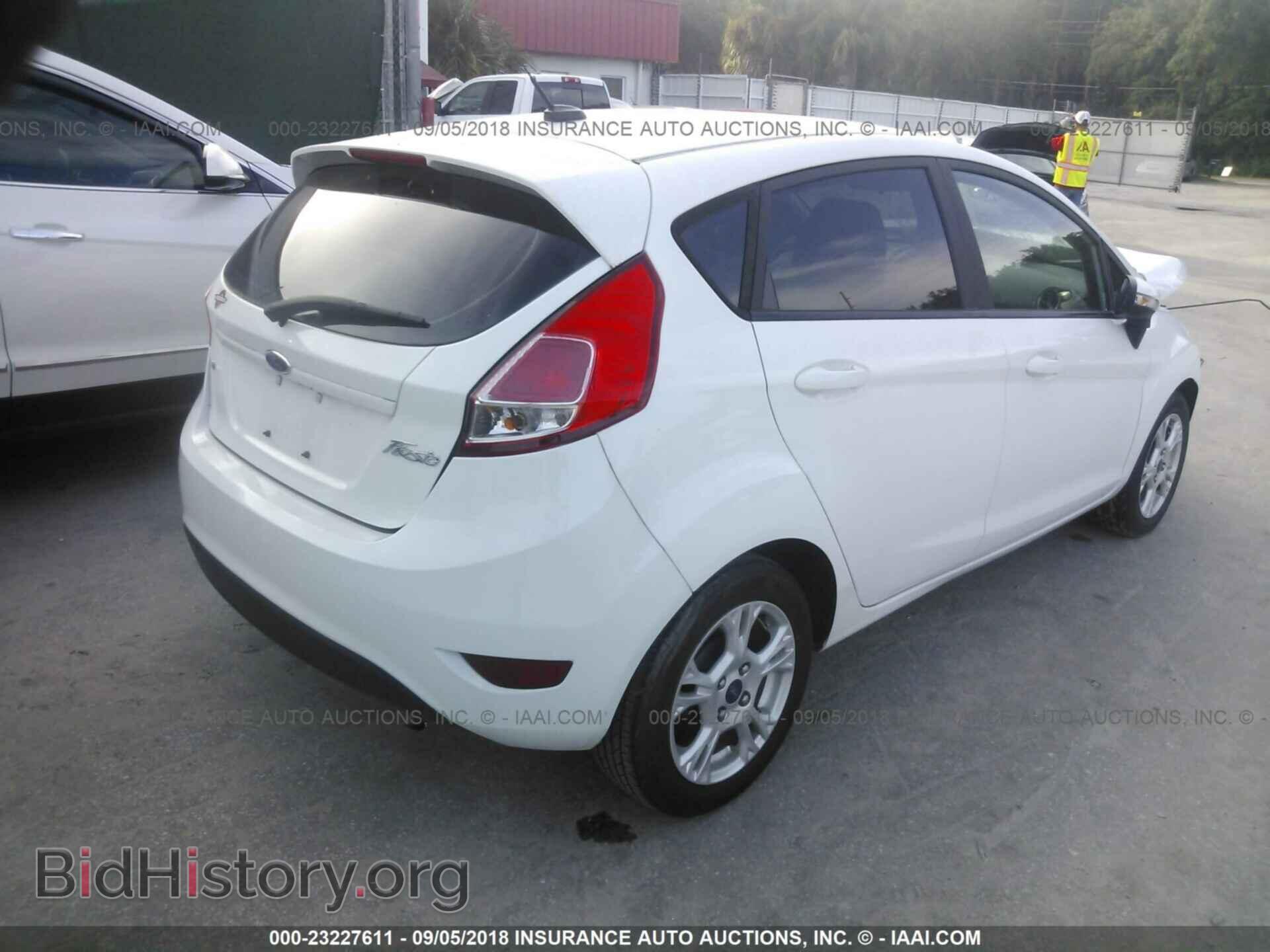 2015 Ford Fiesta - VIN: 3FADP4EJ1FM216117 - Фото 4