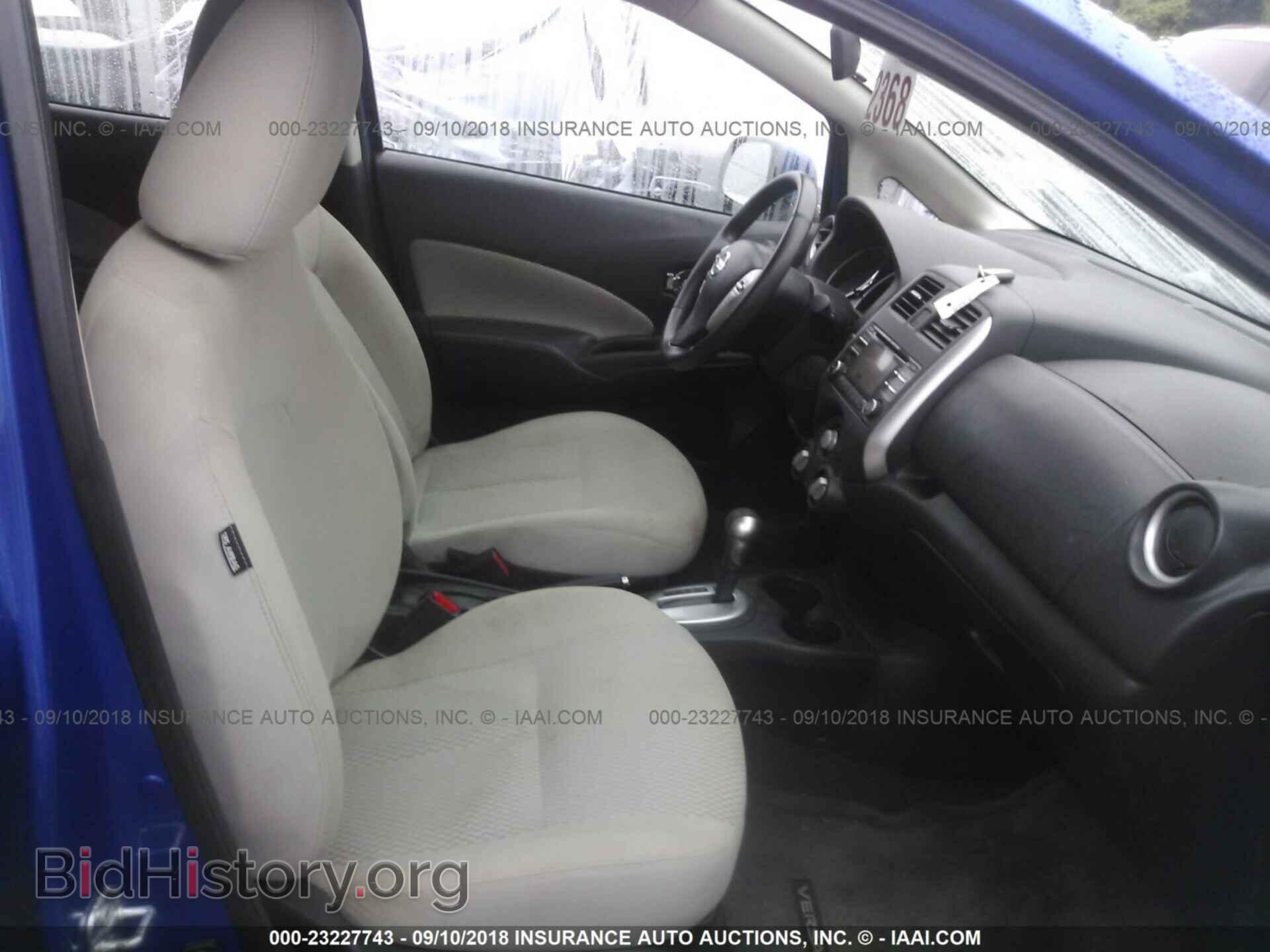 2014 Nissan Versa note - VIN: 3N1CE2CP1EL435576 - Photo 5