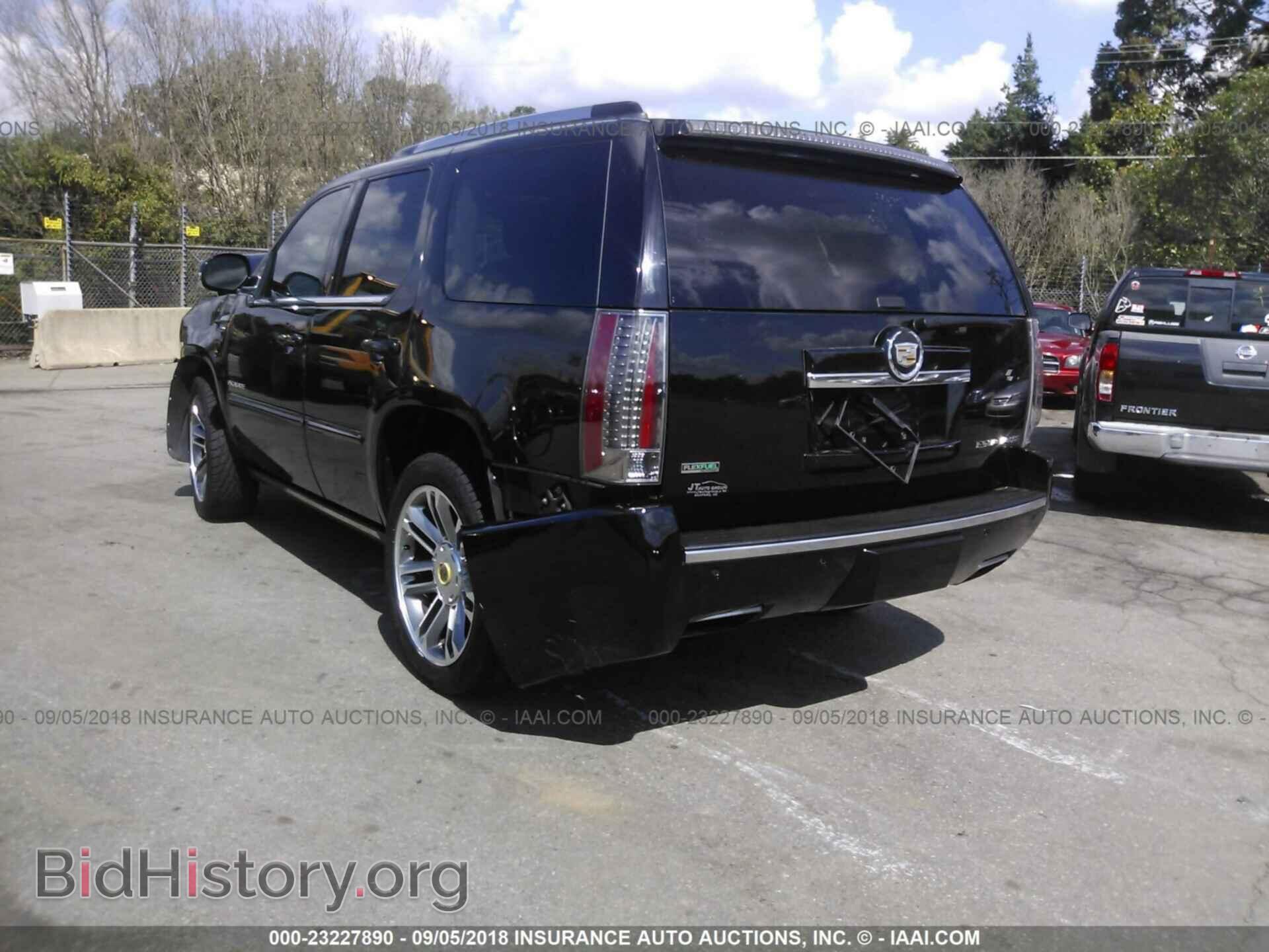 2012 Cadillac Escalade - VIN: 1GYS4CEF7CR198808 - Фото 3