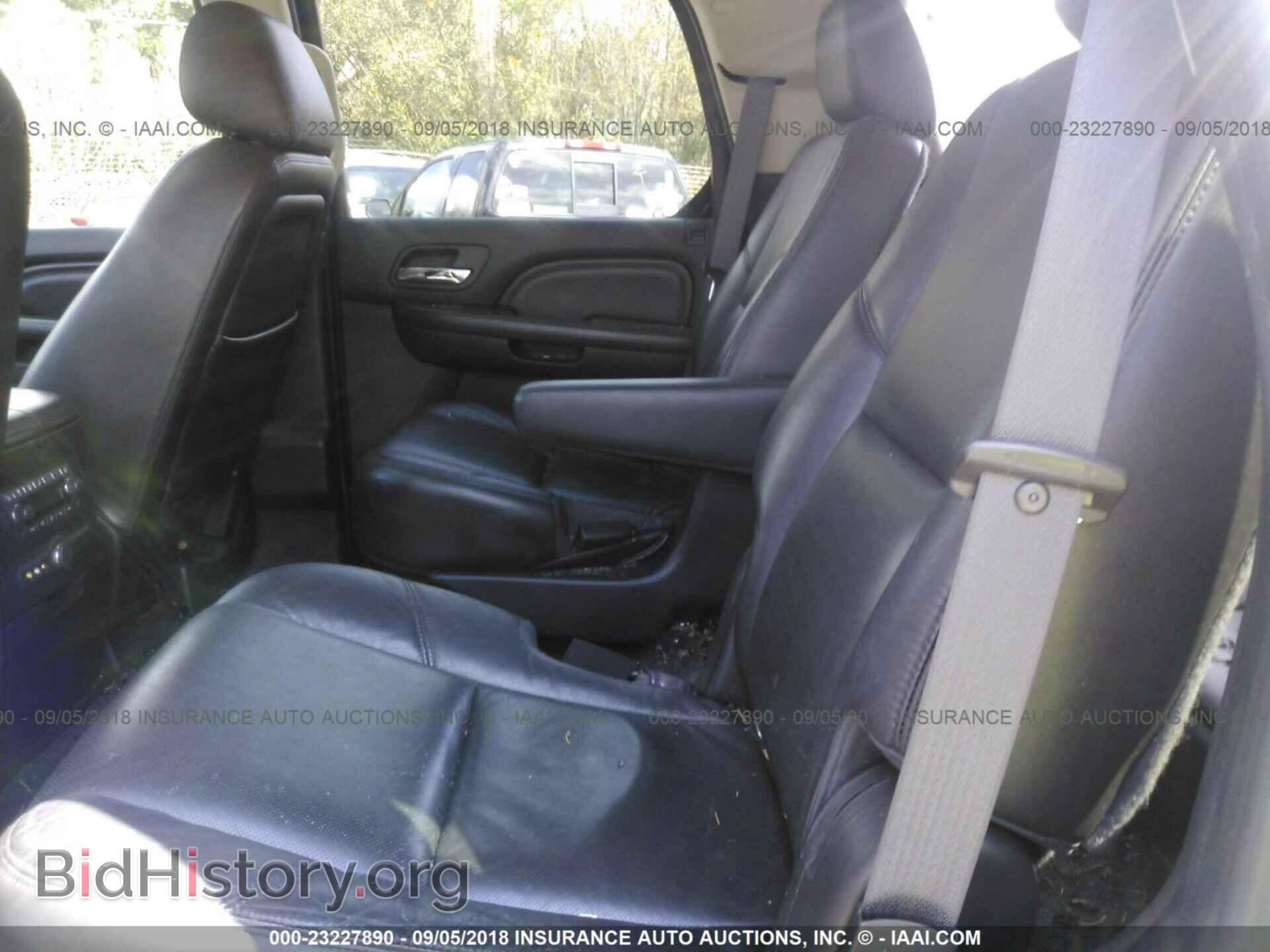 2012 Cadillac Escalade - VIN: 1GYS4CEF7CR198808 - Фото 8