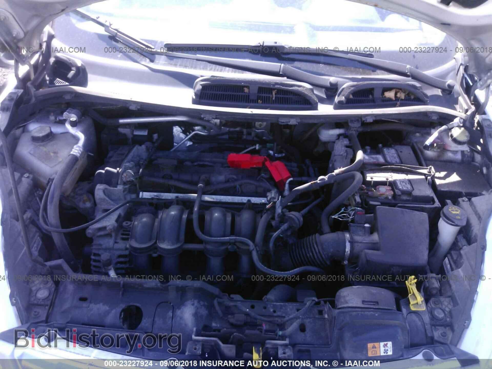 2012 Ford Fiesta - VIN: 3FADP4BJ8CM215224 - Фото 10