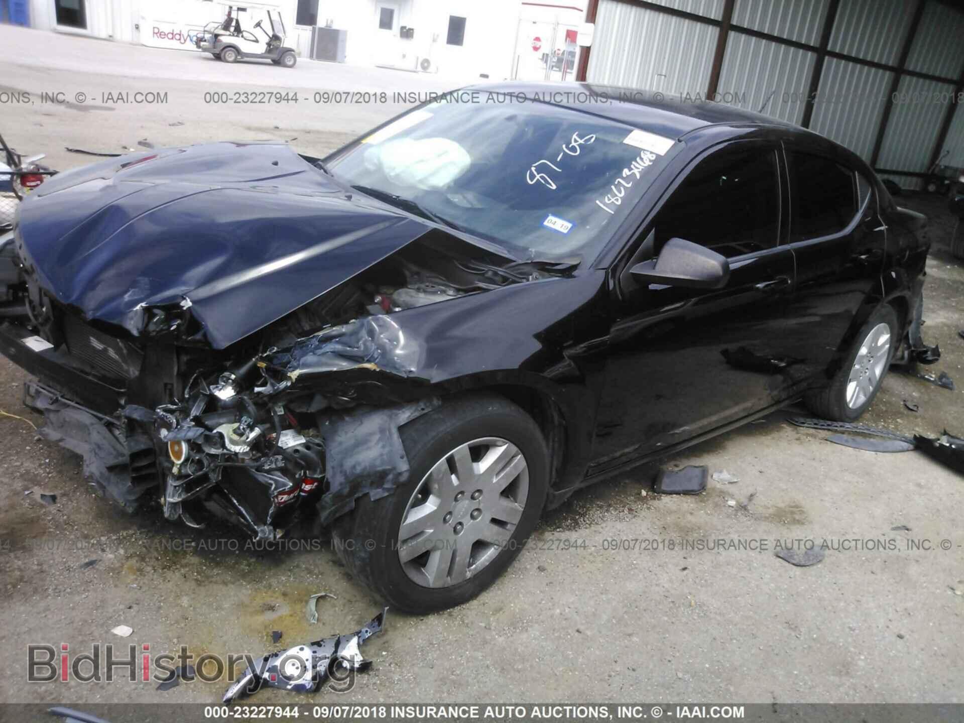 2014 Dodge Avenger - VIN: 1C3CDZAB0EN235275 - Фото 2