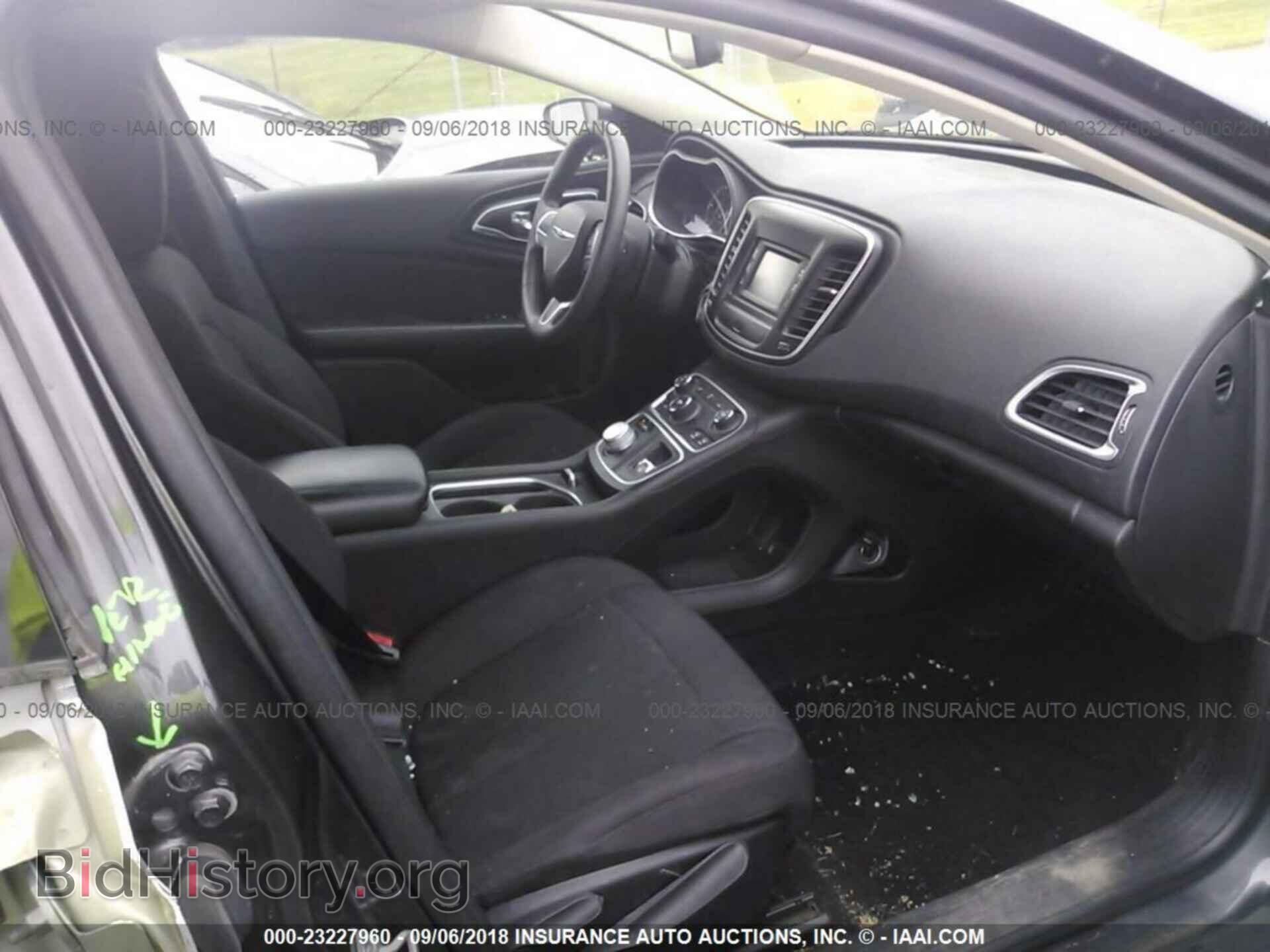2015 Chrysler 200 - VIN: 1C3CCCAB4FN677218 - Фото 5