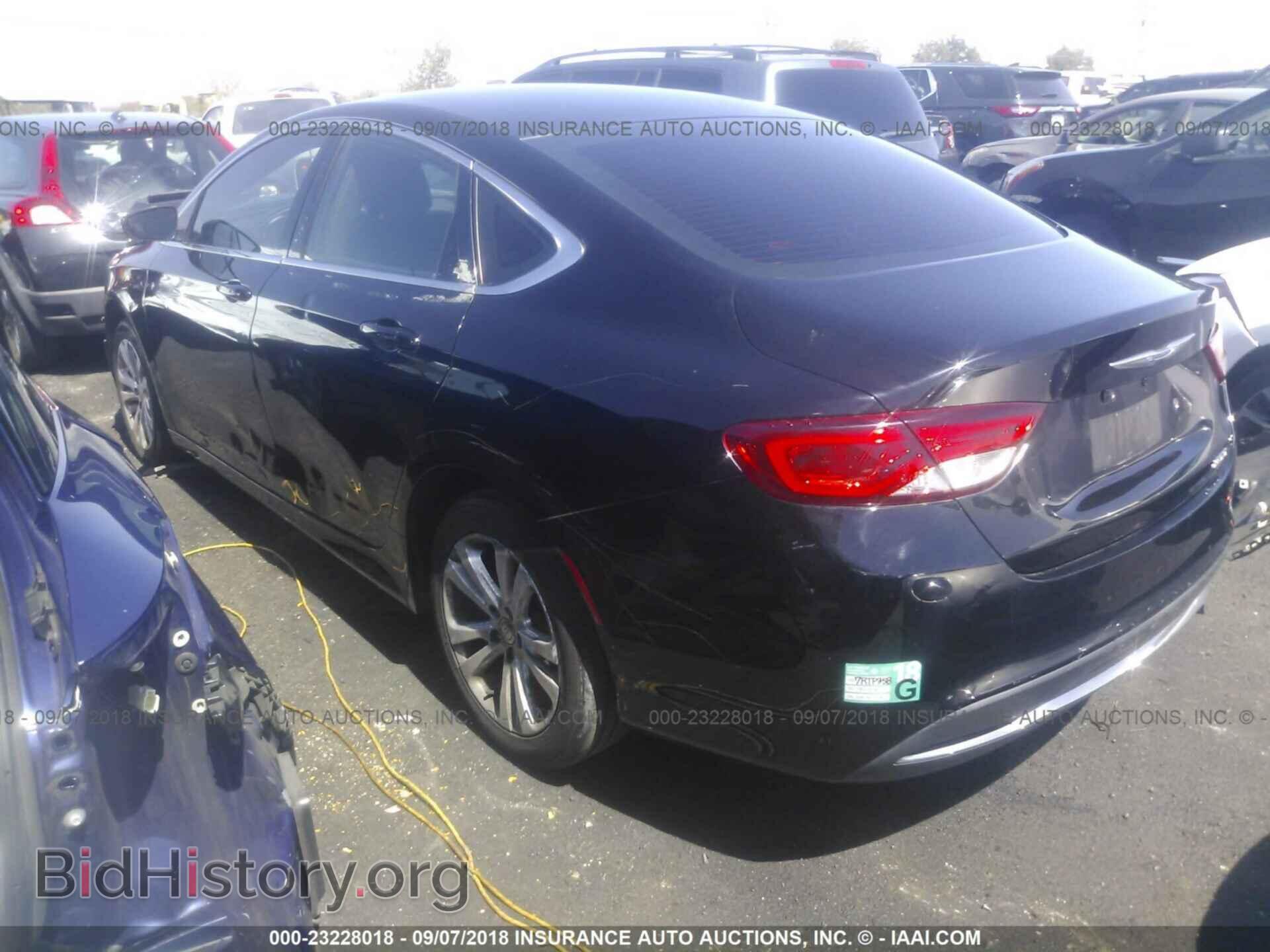 2015 Chrysler 200 - VIN: 1C3CCCABXFN699188 - Фото 3