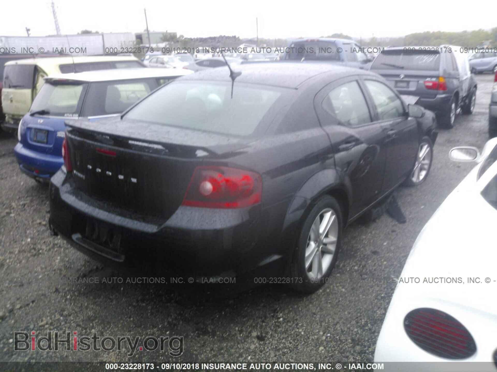 2014 Dodge Avenger - VIN: 1C3CDZAG7EN116571 - Photo 4