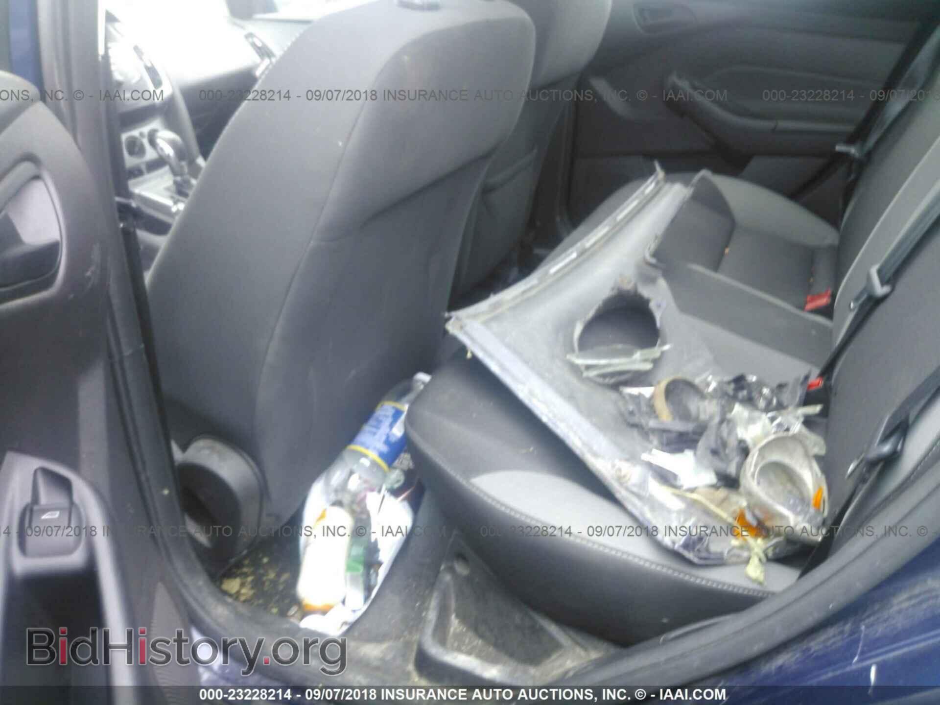2012 Ford Focus - VIN: 1FAHP3F2XCL163689 - Photo 8