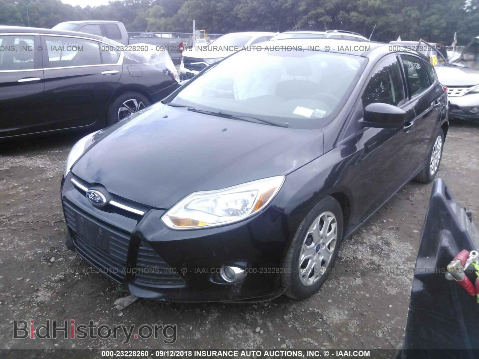 2012 Ford Focus - VIN: 1FAHP3K27CL424590 - Фото 2