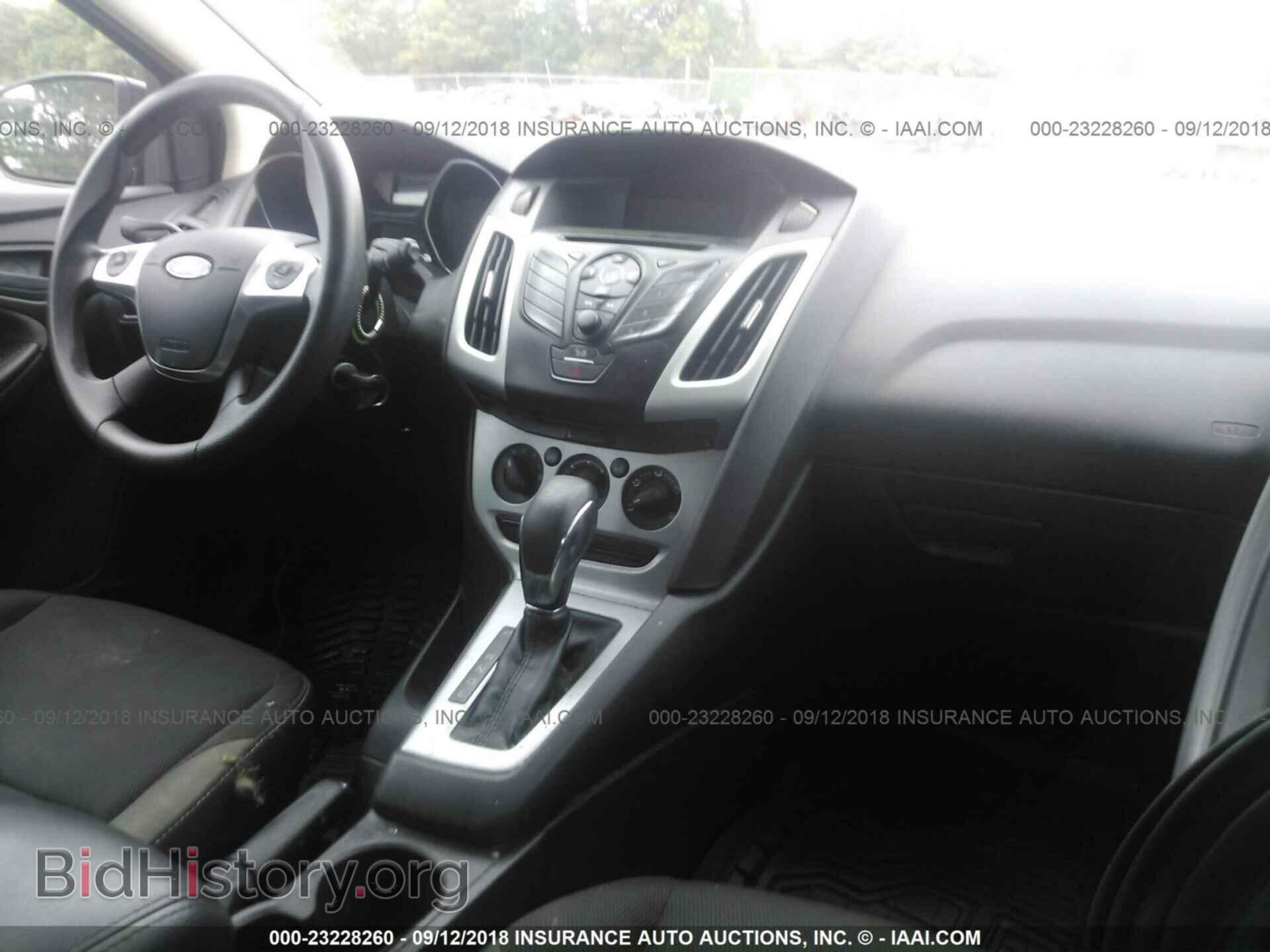 2012 Ford Focus - VIN: 1FAHP3K27CL424590 - Фото 5