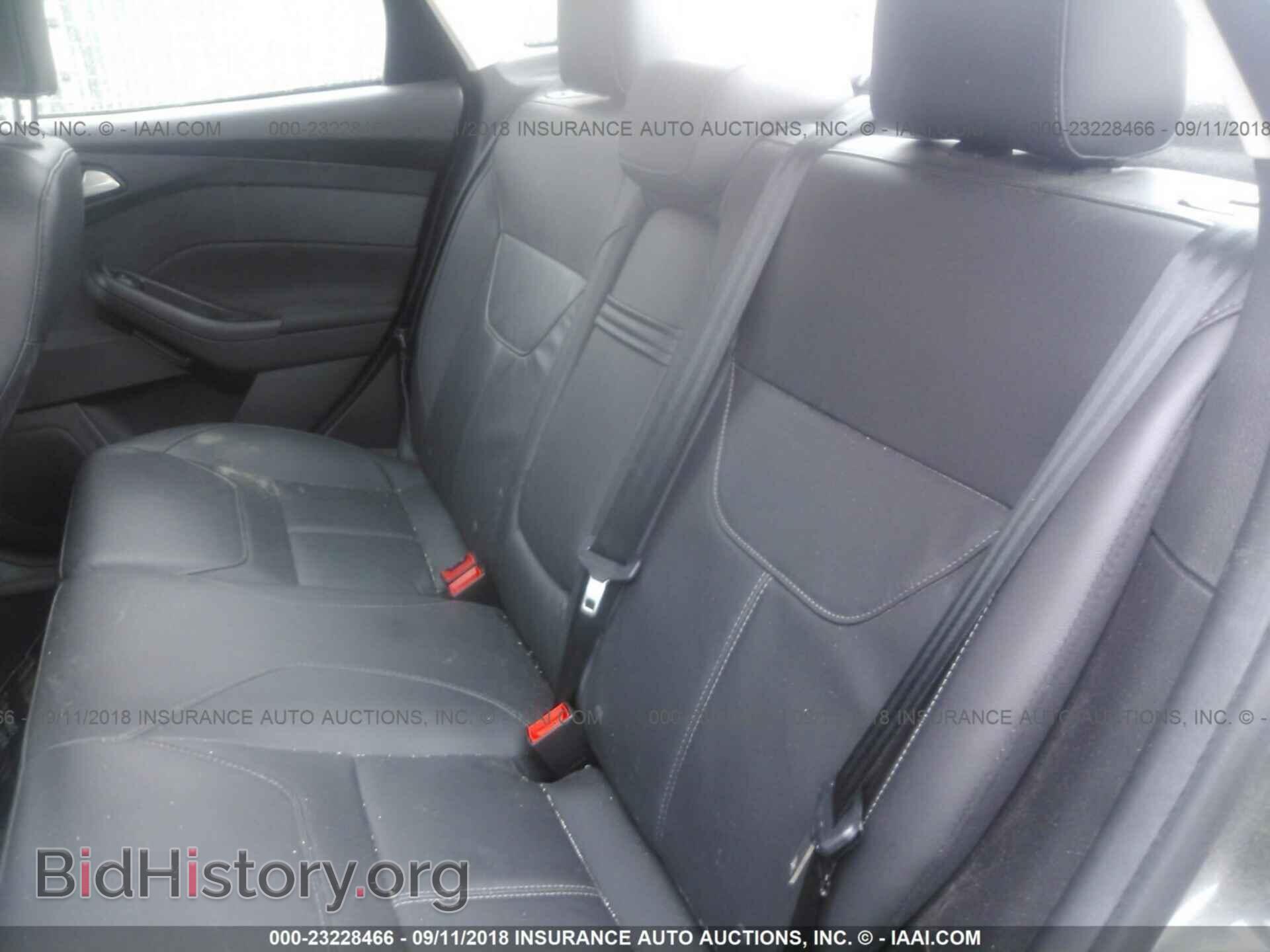2016 Ford Focus - VIN: 1FADP3F21GL219071 - Photo 8