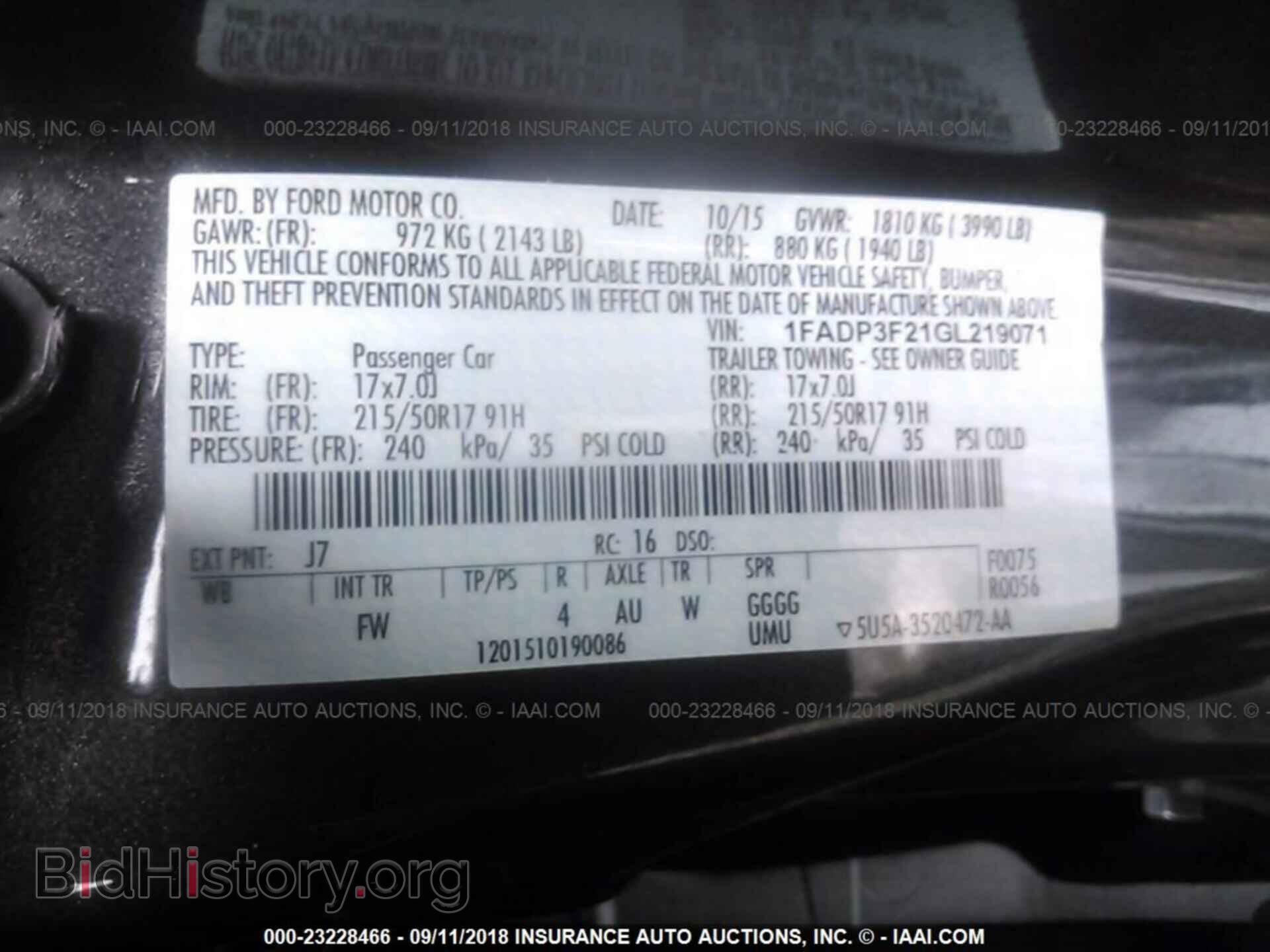 2016 Ford Focus - VIN: 1FADP3F21GL219071 - Photo 9