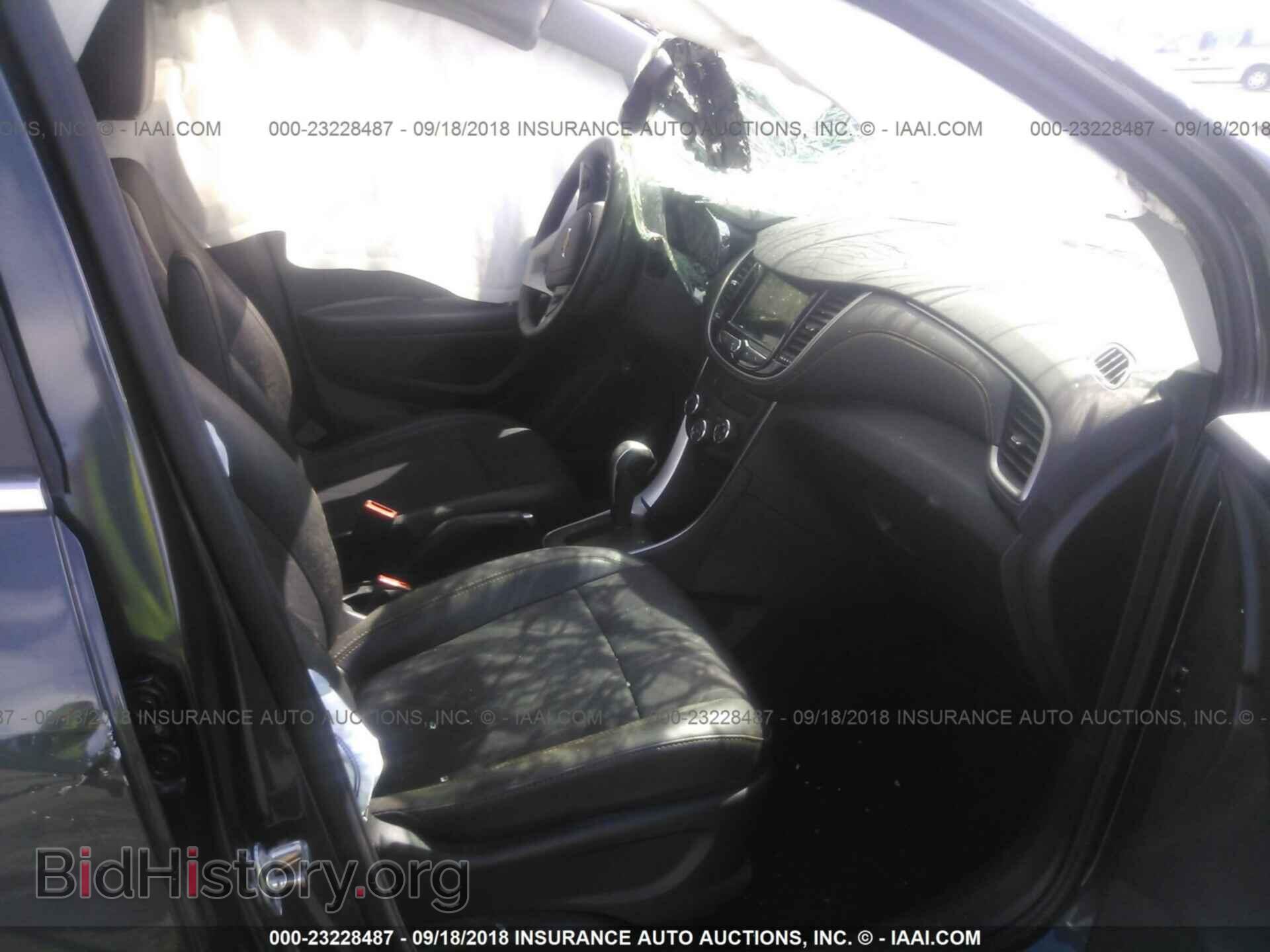 2018 Chevrolet Trax - VIN: 3GNCJLSB4JL248919 - Фото 5