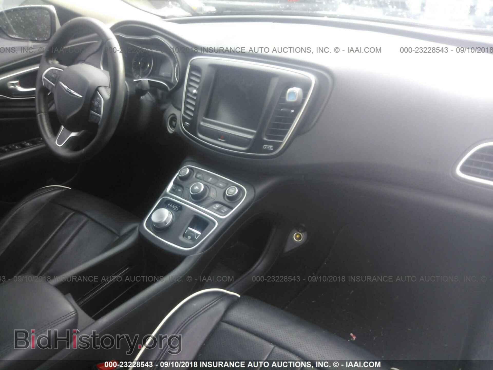2015 Chrysler 200 - VIN: 1C3CCCAB4FN642114 - Photo 5