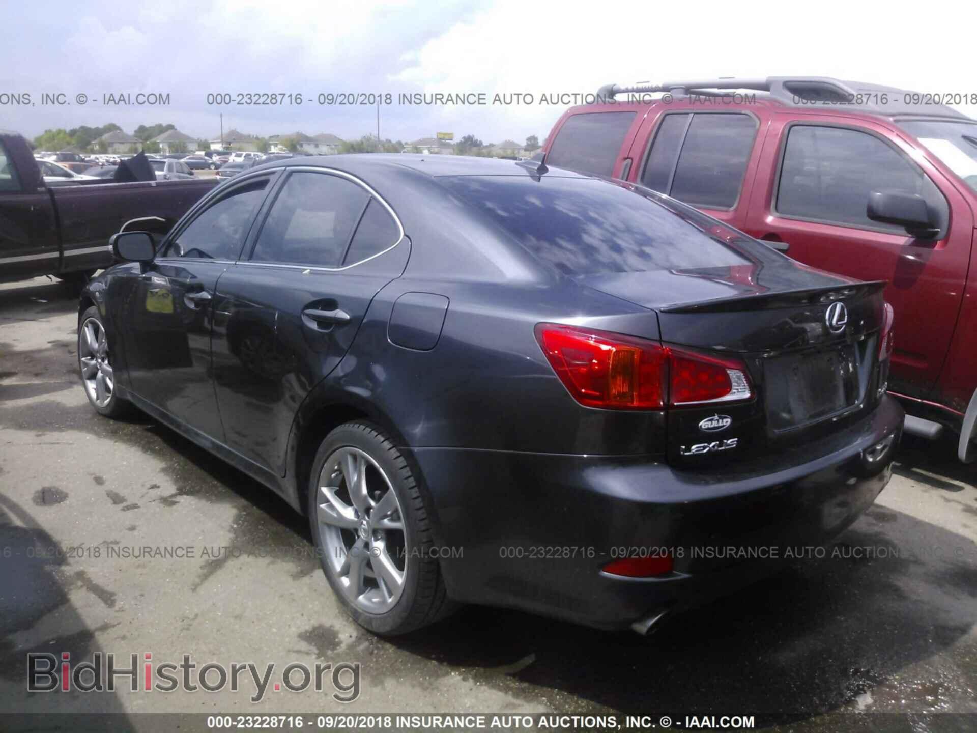 2010 LEXUS IS - VIN: JTHBF5C29A5118780 - Photo 3