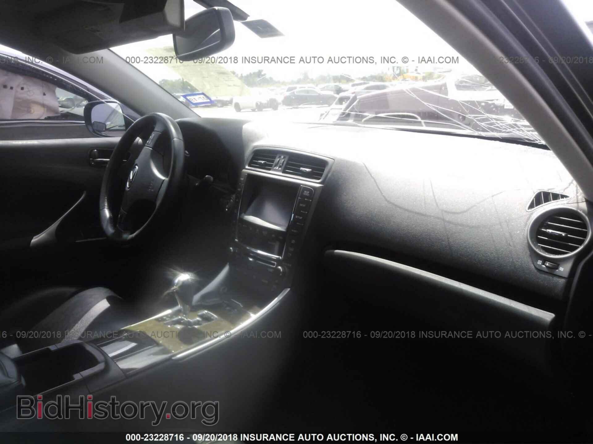 2010 LEXUS IS - VIN: JTHBF5C29A5118780 - Photo 5