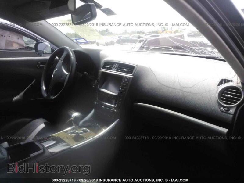 2010 Lexus IS (VIN JTHBF5C29A5118780) — photo 5 of 10