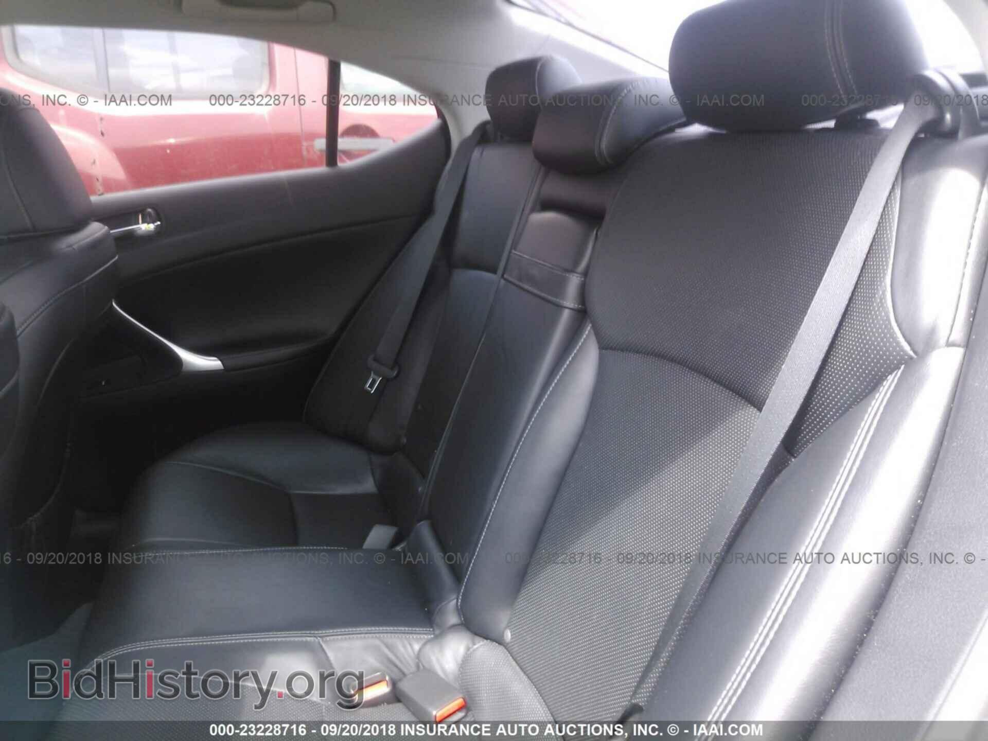 2010 LEXUS IS - VIN: JTHBF5C29A5118780 - Photo 8