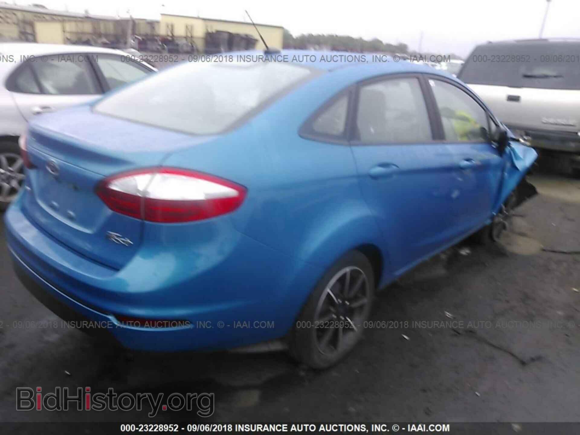 2016 Ford Fiesta - VIN: 3FADP4BJ7GM146922 - Фото 4