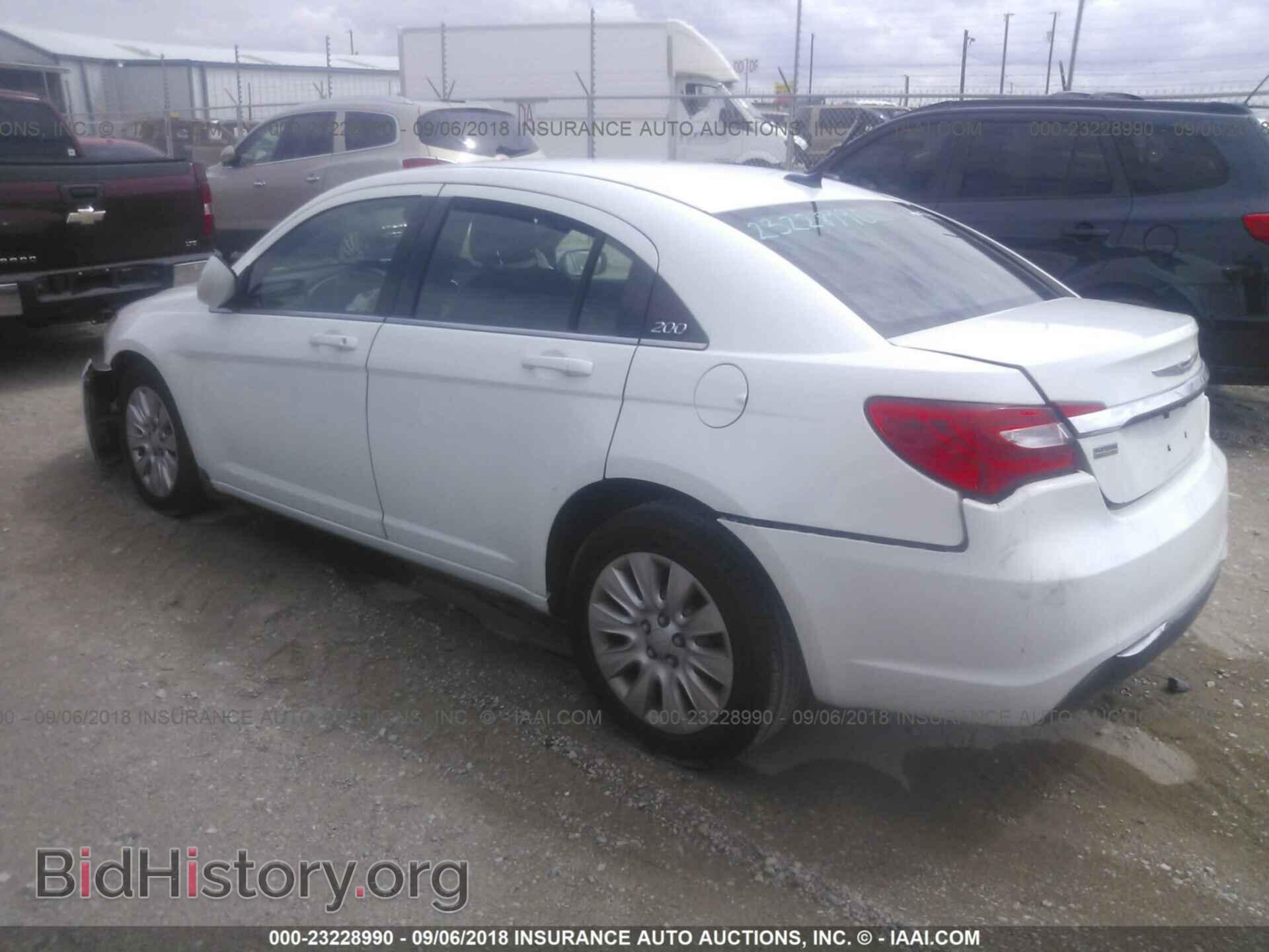 2013 Chrysler 200 - VIN: 1C3CCBAG1DN603998 - Photo 3
