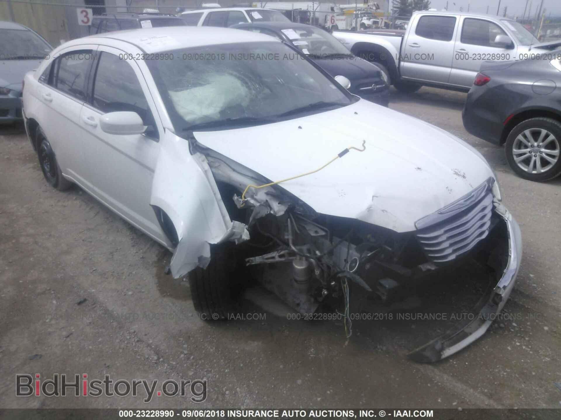 2013 Chrysler 200 - VIN: 1C3CCBAG1DN603998 - Photo 6
