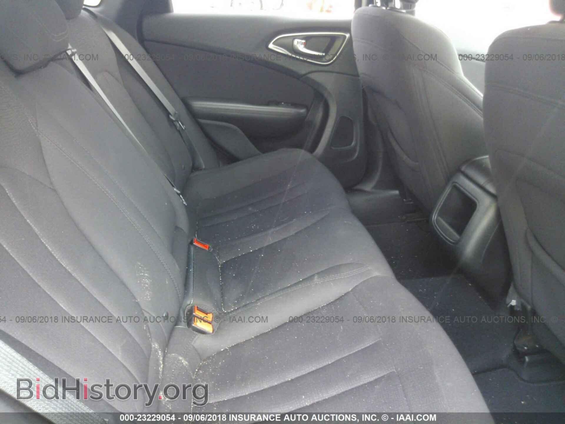 2015 Chrysler 200 - VIN: 1C3CCCAB8FN580085 - Фото 8