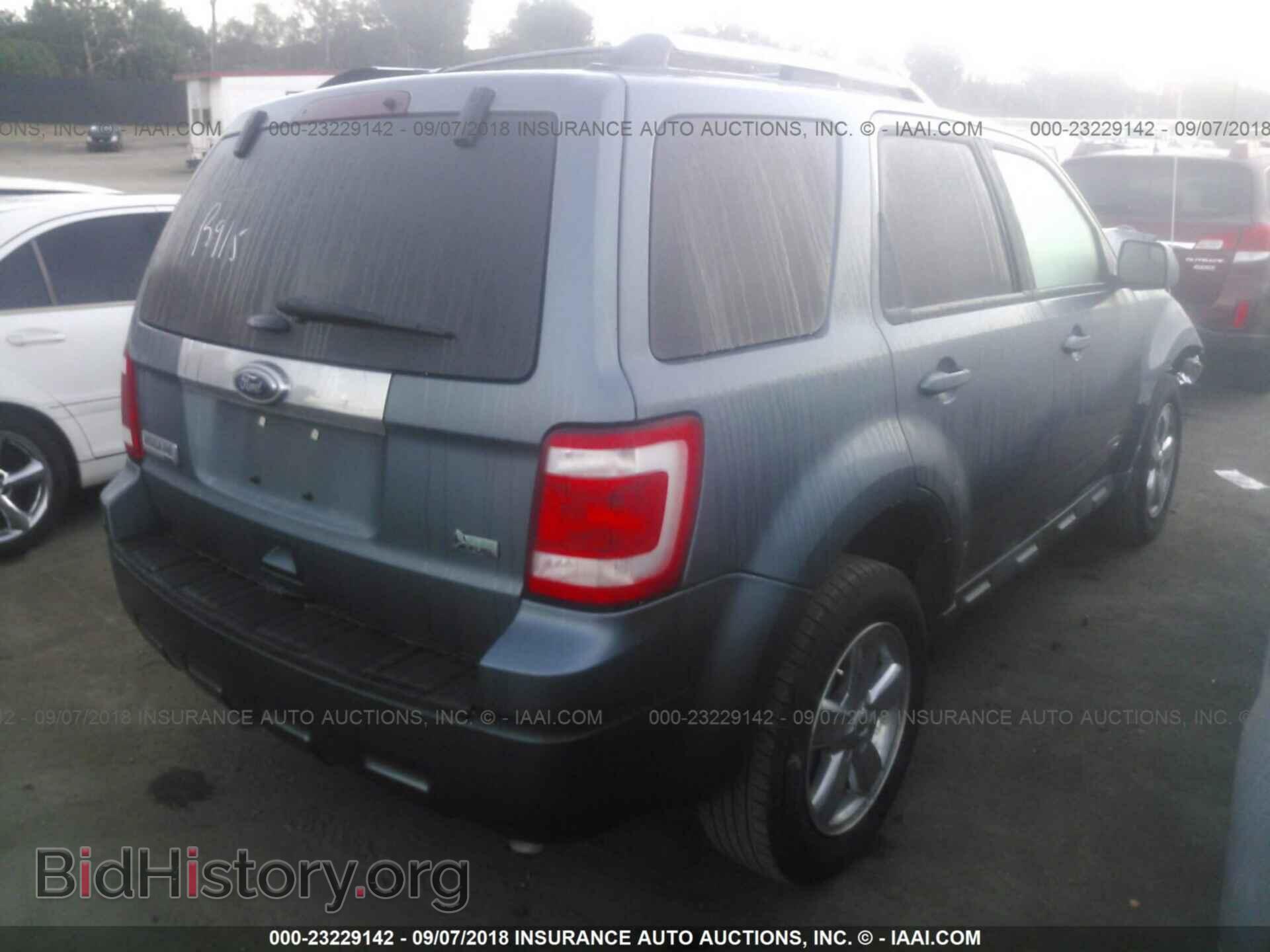 2011 Ford Escape - VIN: 1FMCU0EG5BKA87159 - Photo 4
