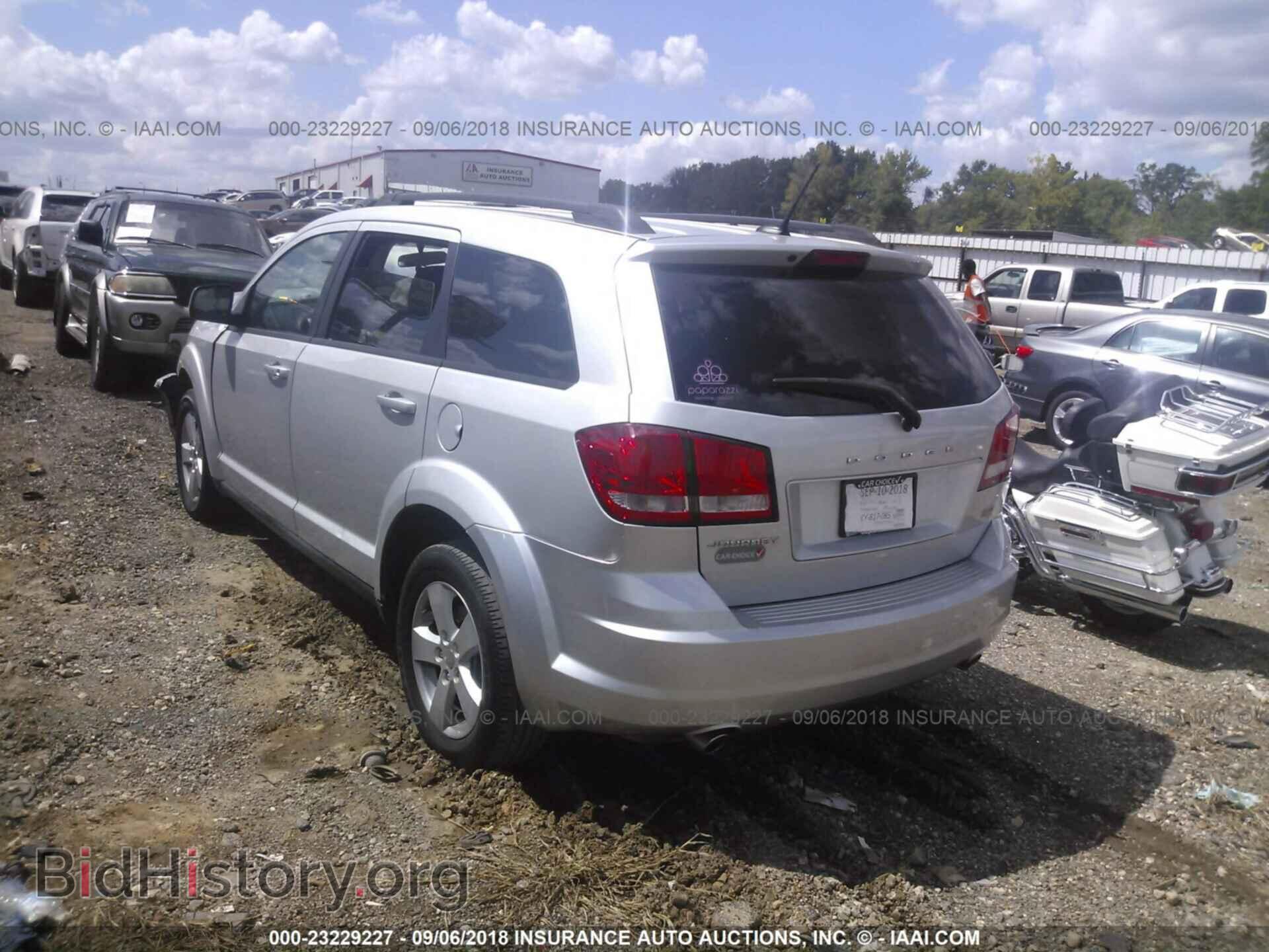 2011 Dodge Journey - VIN: 3D4PG1FG8BT519679 - Photo 3