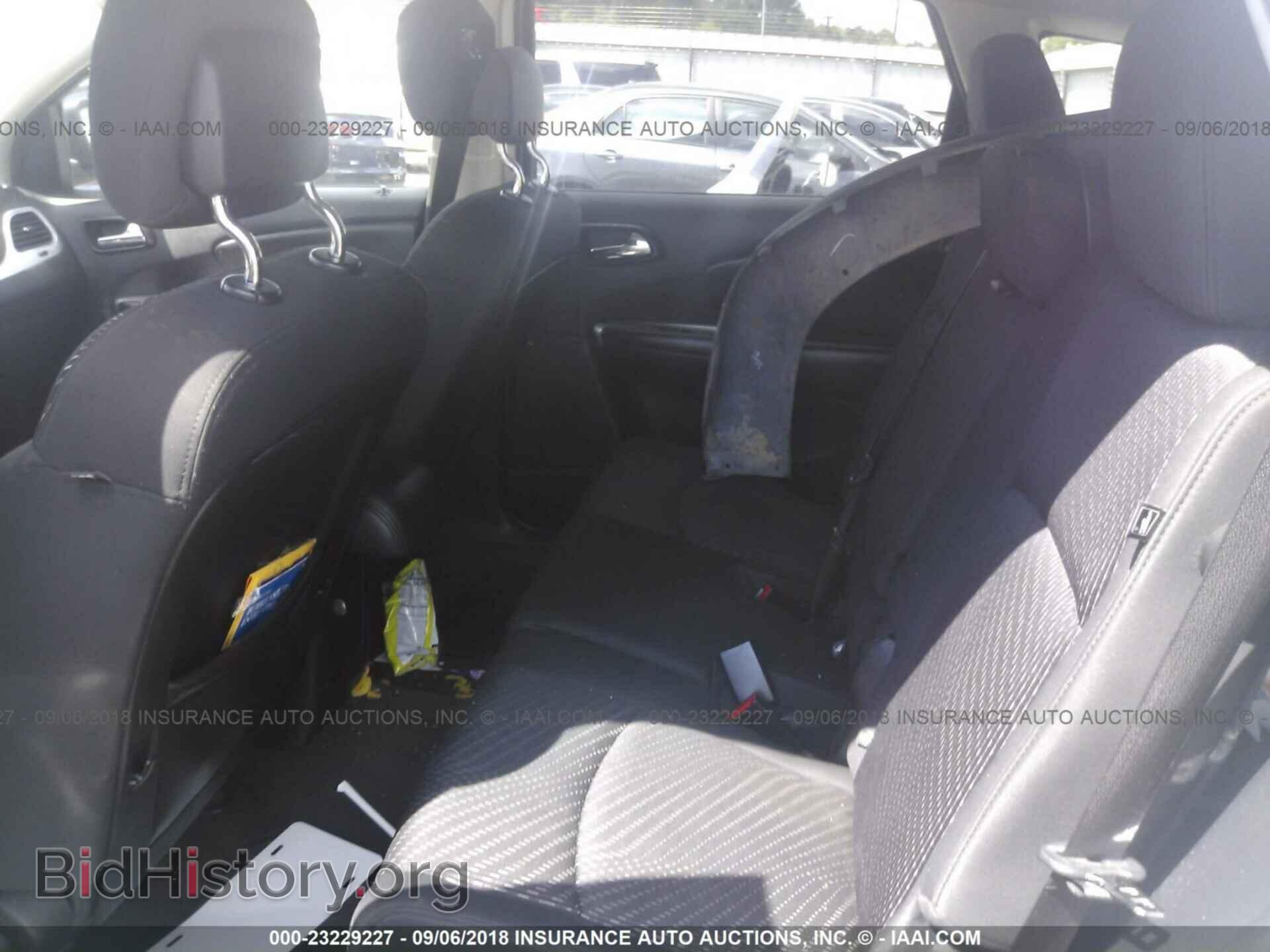 2011 Dodge Journey - VIN: 3D4PG1FG8BT519679 - Photo 8