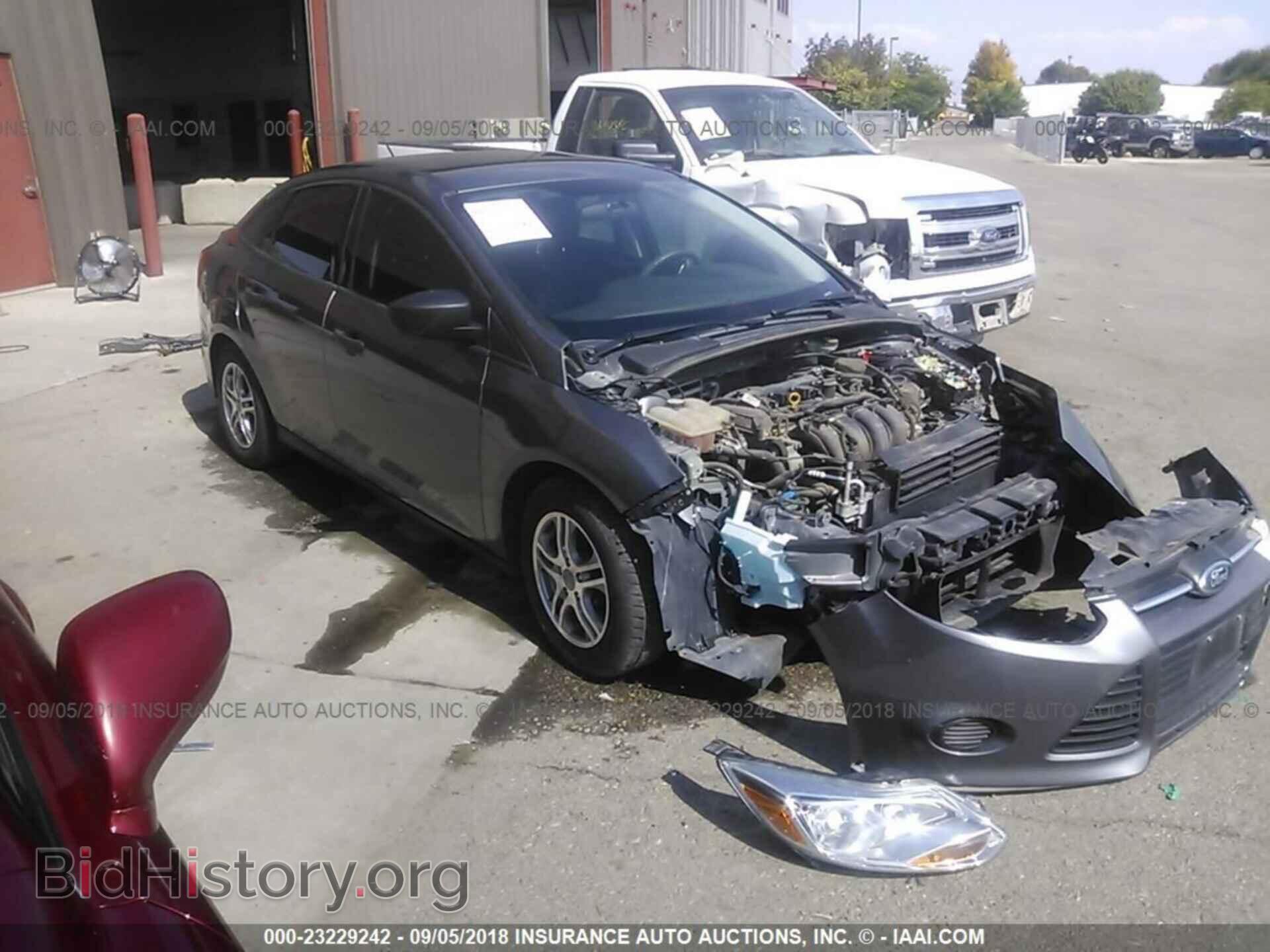 Photo 1FADP3E20DL353678 - Ford Focus 2013