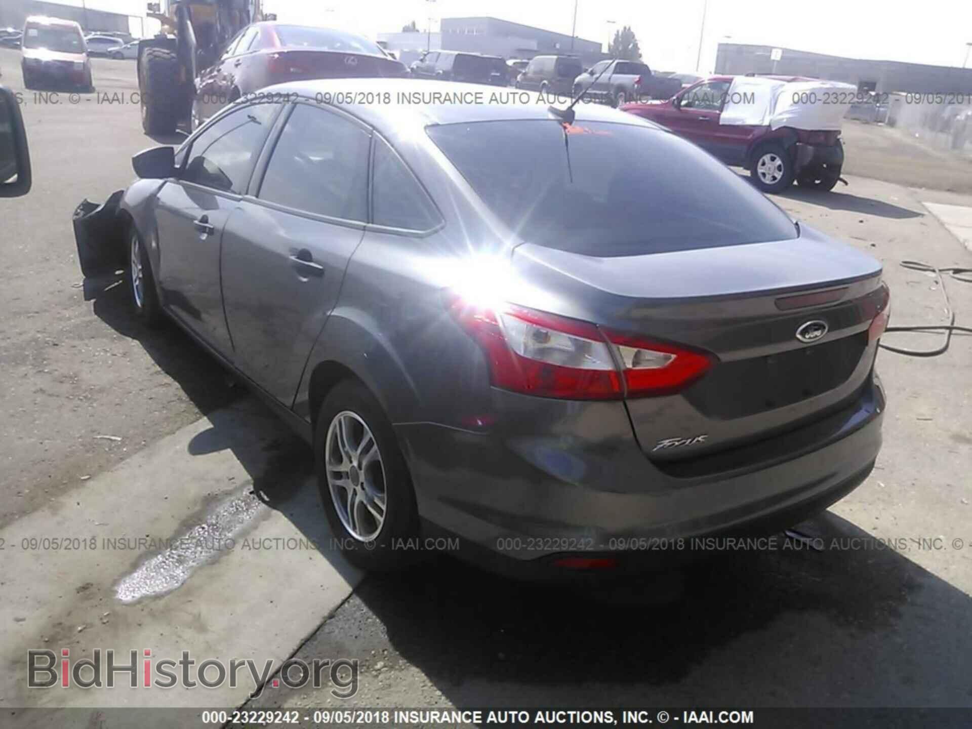 2013 Ford Focus - VIN: 1FADP3E20DL353678 - Фото 3