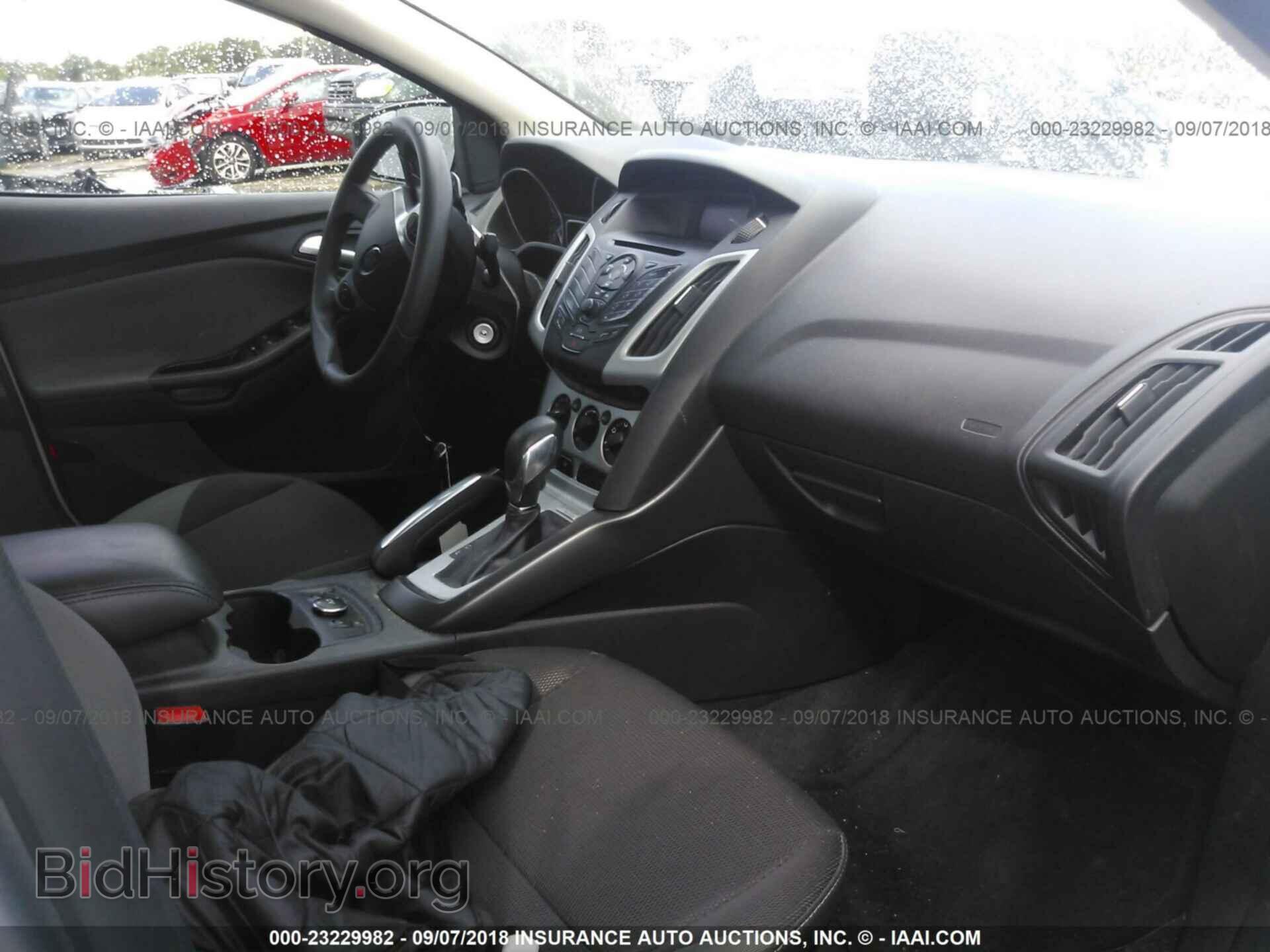 2013 Ford Focus - VIN: 1FADP3F24DL194954 - Photo 5