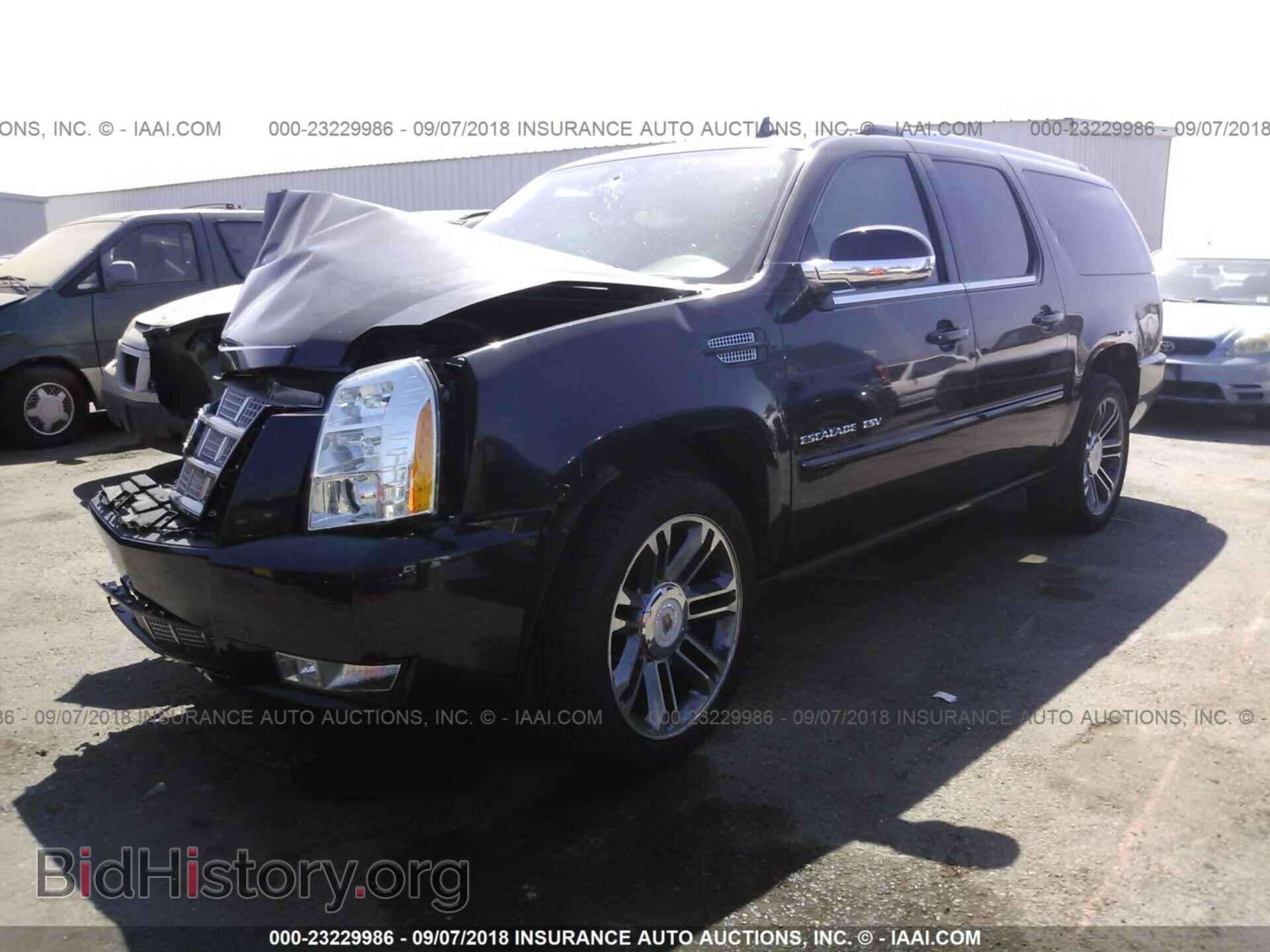 2013 CADILLAC ESCALADE - VIN: 1GYS4JEF5DR193256 - Фото 2