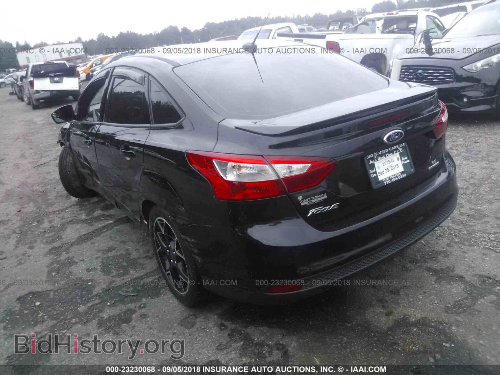 2014 Ford Focus - VIN: 1FADP3F22EL227712 - Фото 3