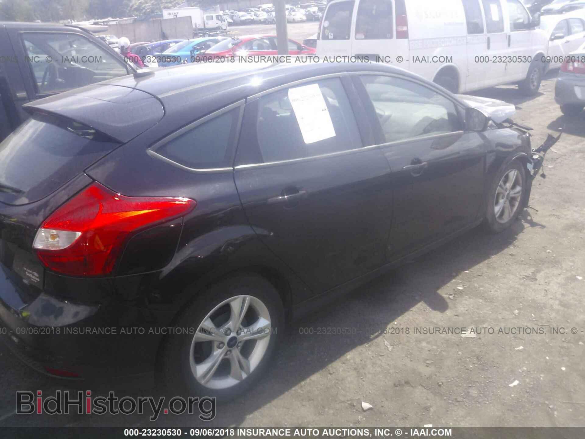 2014 Ford Focus - VIN: 1FADP3K28EL366362 - Photo 4
