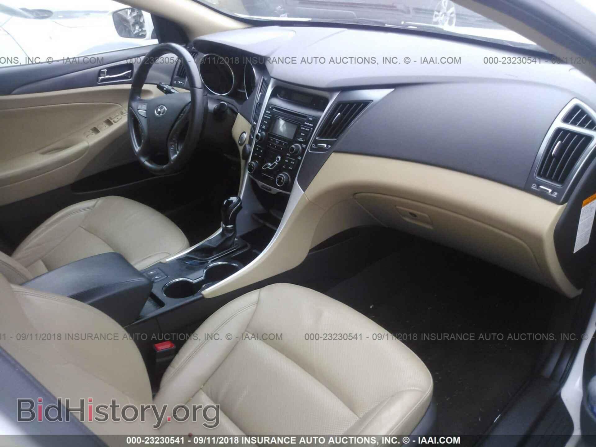 2012 Hyundai Sonata - VIN: KMHEC4A41CA059459 - Фото 5
