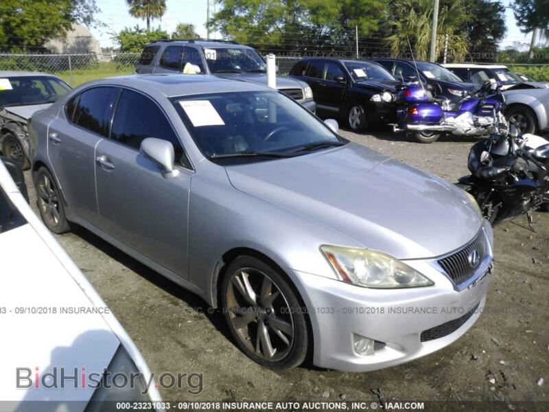 2011 Lexus IS (VIN JTHBF5C25A2098478) — фото 1 из 10, IAAI, повреждение: передняя часть