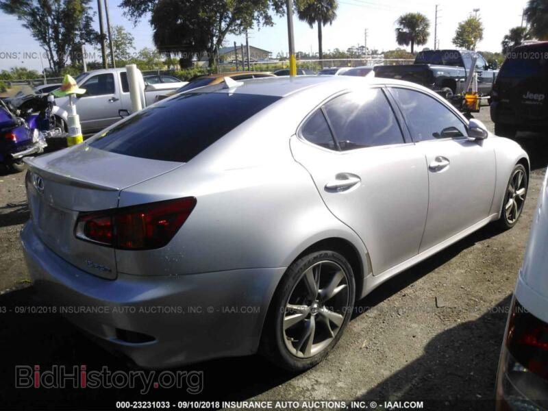 2011 Lexus IS (VIN JTHBF5C25A2098478) — фото 4 из 10