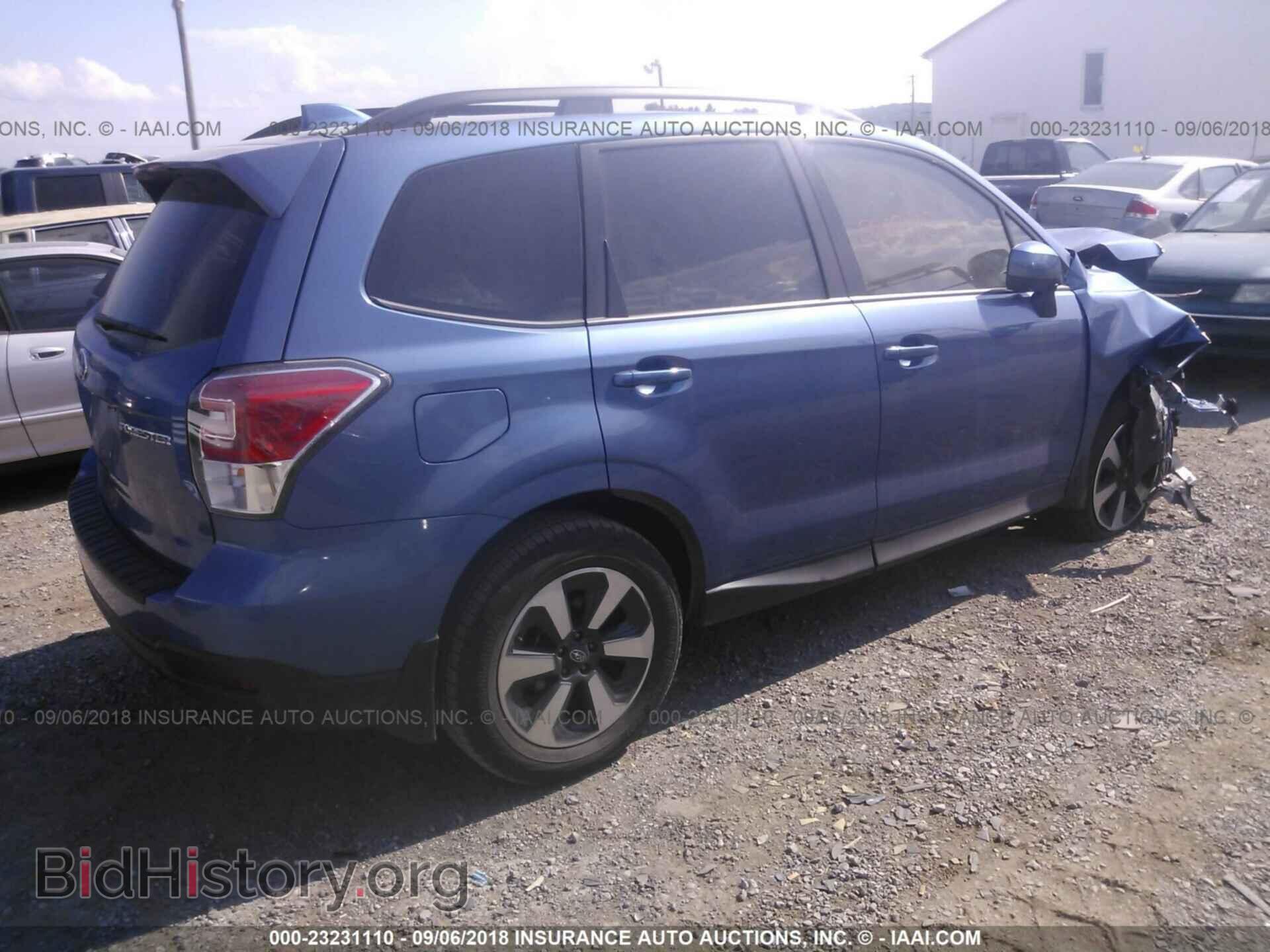 2018 Subaru Forester - VIN: JF2SJAEC2JH487995 - Photo 4