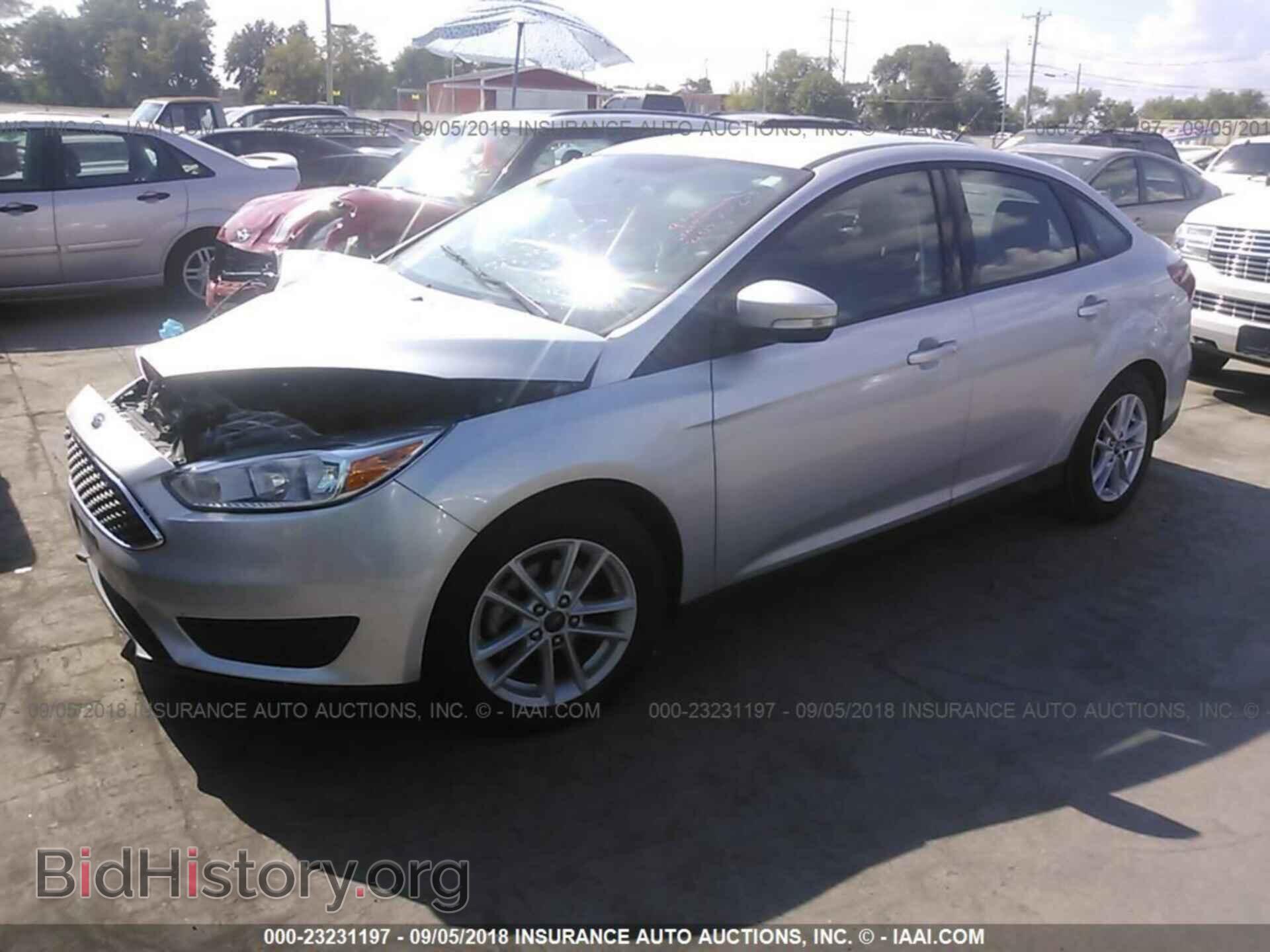 2017 FORD FOCUS - VIN: 1FADP3F23HL299572 - Photo 2