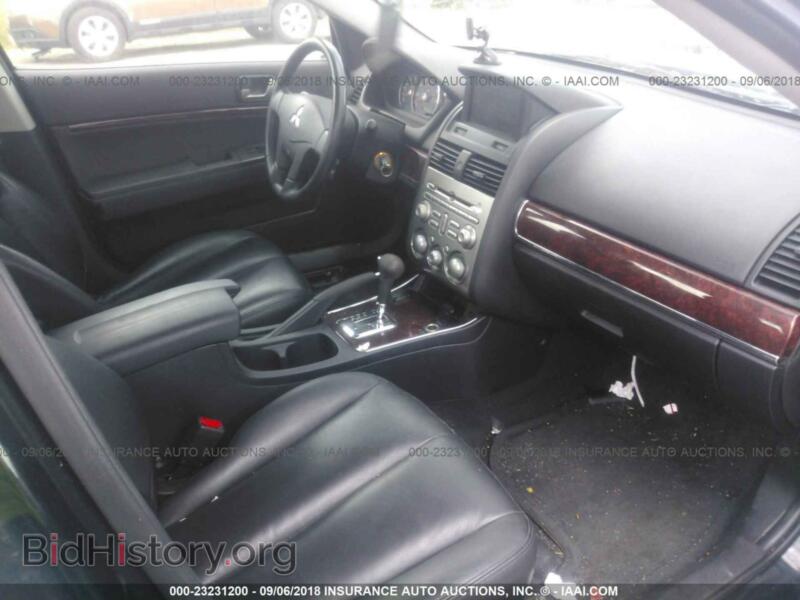 2011 Mitsubishi GALANT (VIN 4A32B3FF3BE005857) — фото 5 из 10