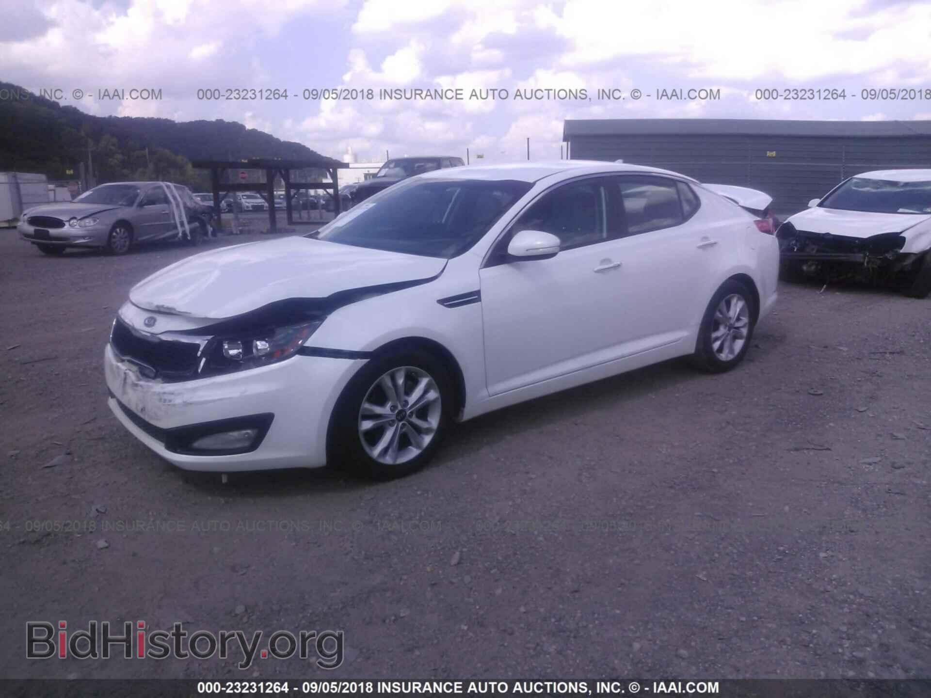 2011 KIA OPTIMA - VIN: KNAGN4A79B5045802 - Photo 2