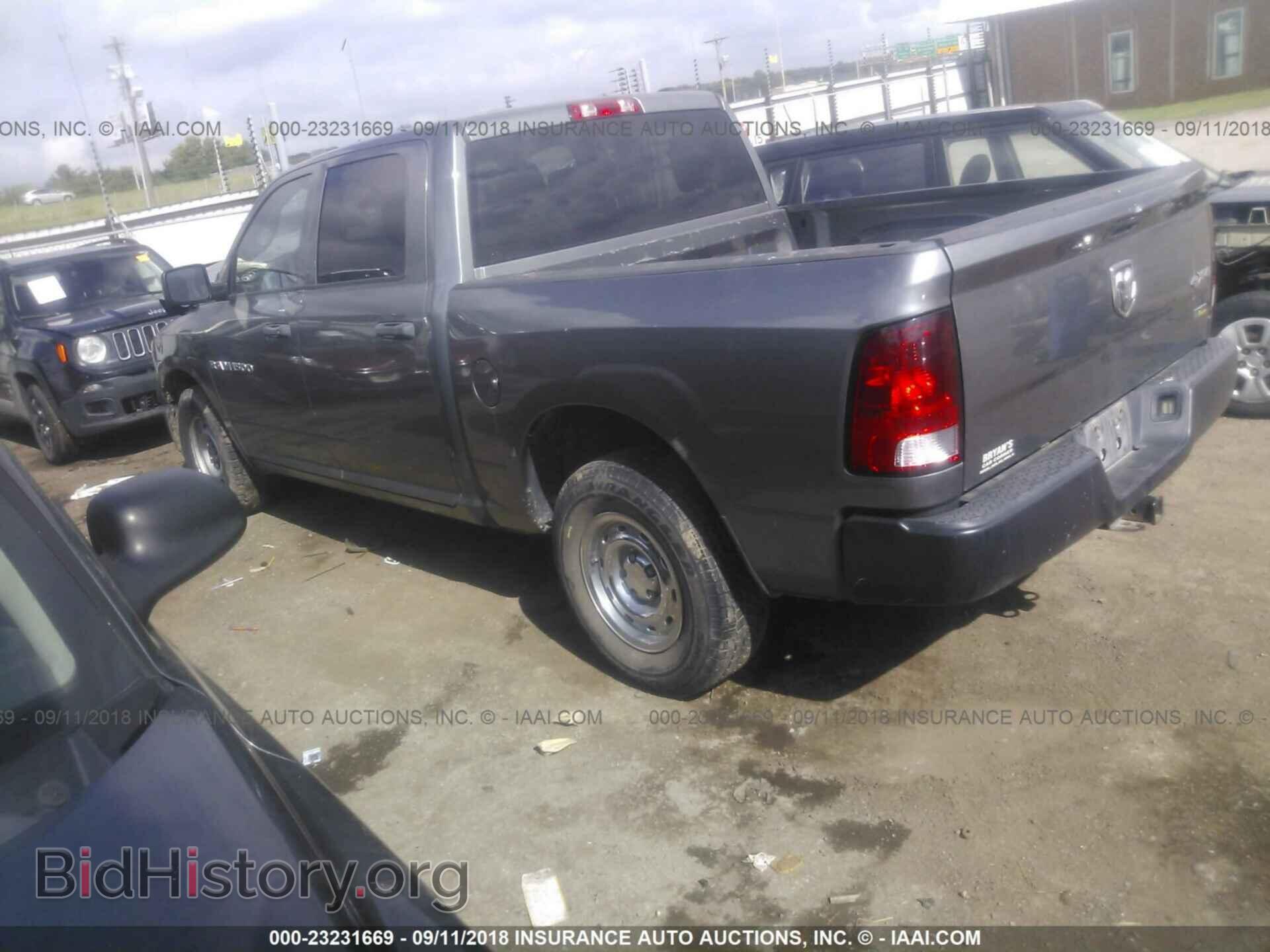 2012 Dodge Ram 1500 - VIN: 1C6RD7KP2CS278770 - Фото 3