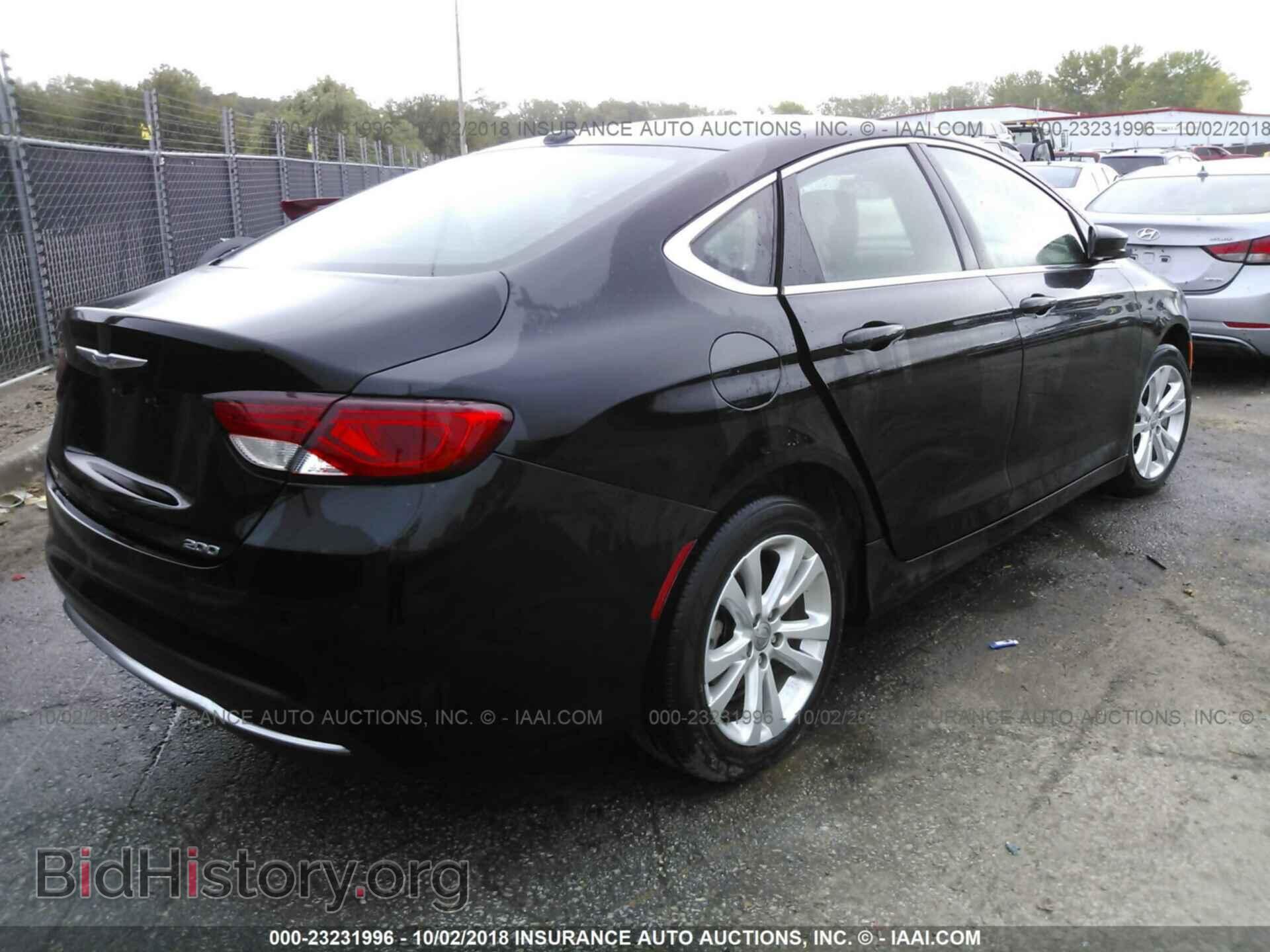 2015 Chrysler 200 - VIN: 1C3CCCAB9FN723917 - Photo 4
