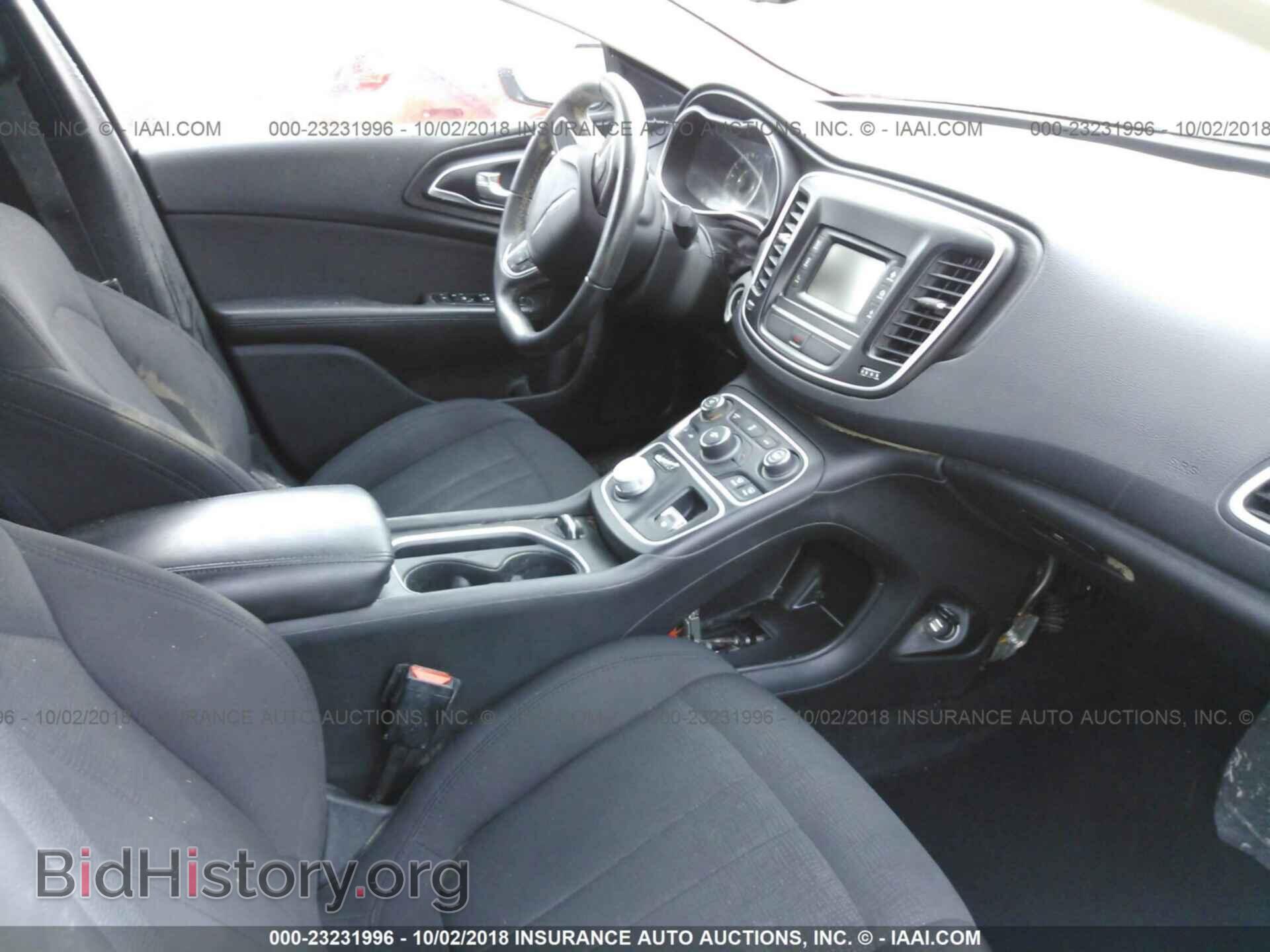 2015 Chrysler 200 - VIN: 1C3CCCAB9FN723917 - Photo 5