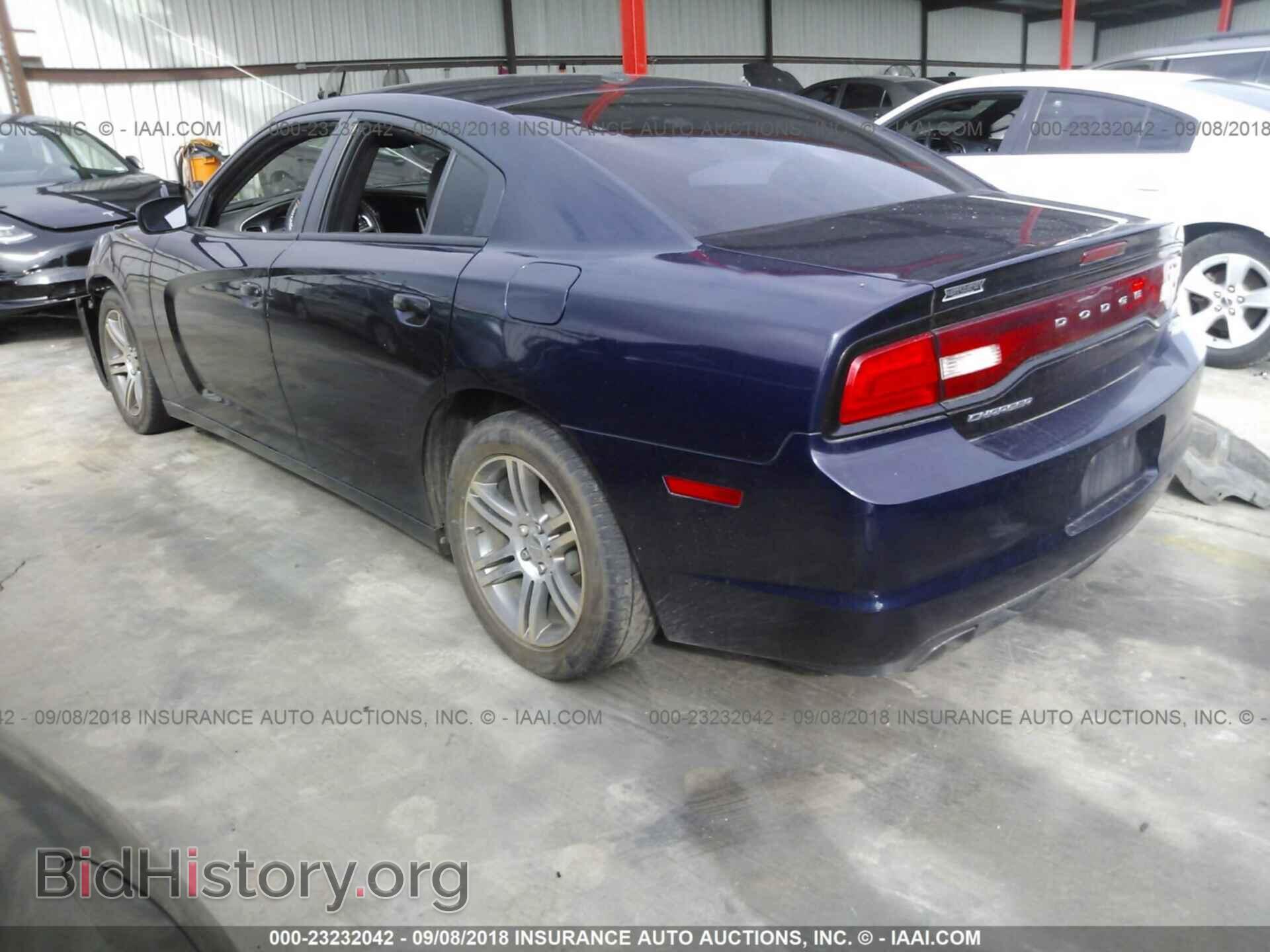 2012 Dodge Charger - VIN: 2C3CDXHG2CH177813 - Фото 3
