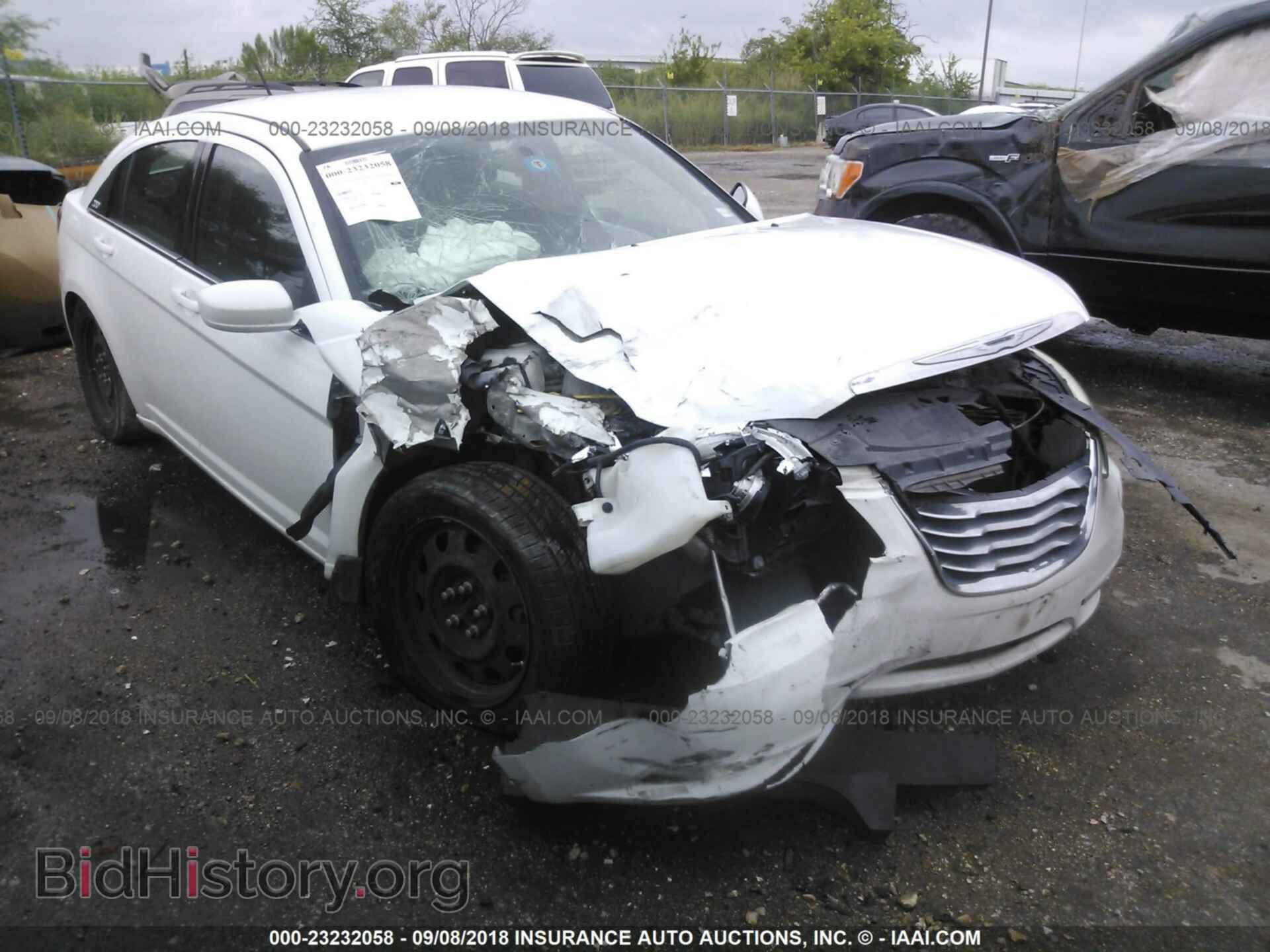 Фотография 1C3BC4FB1BN563472 - Chrysler 200 2011