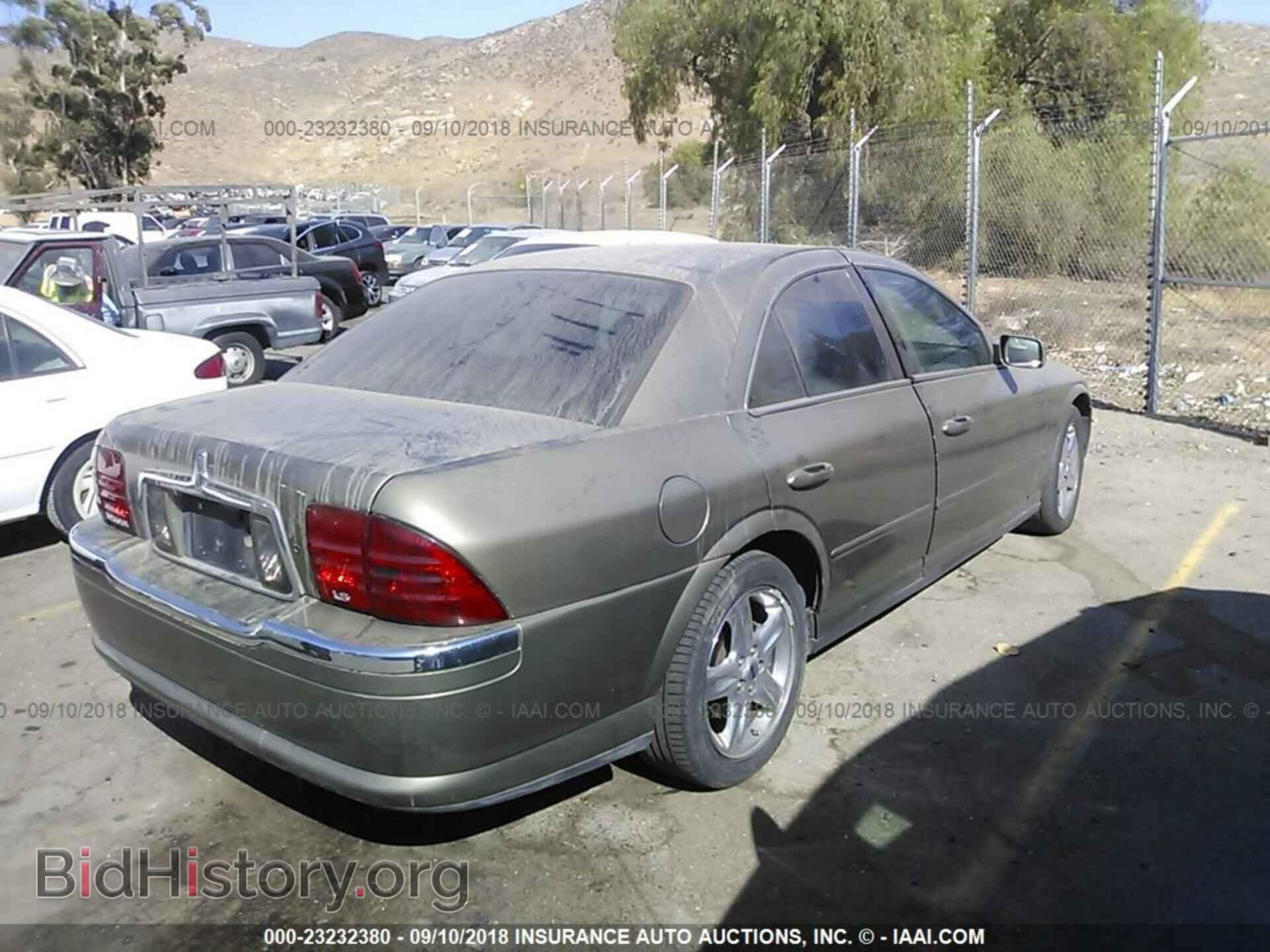 2002 LINCOLN LS - VIN: 1LNHM86S32Y608108 - Photo 4