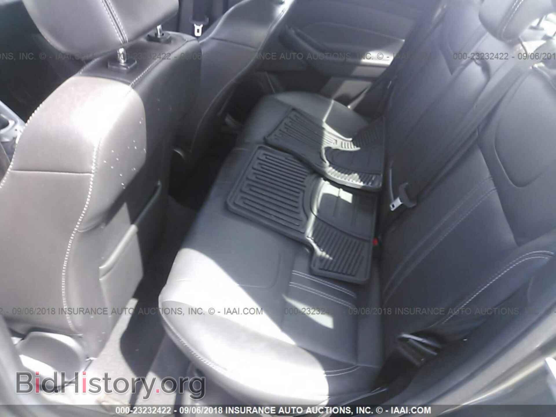 2014 Ford Focus - VIN: 1FADP3F26EL197498 - Photo 8