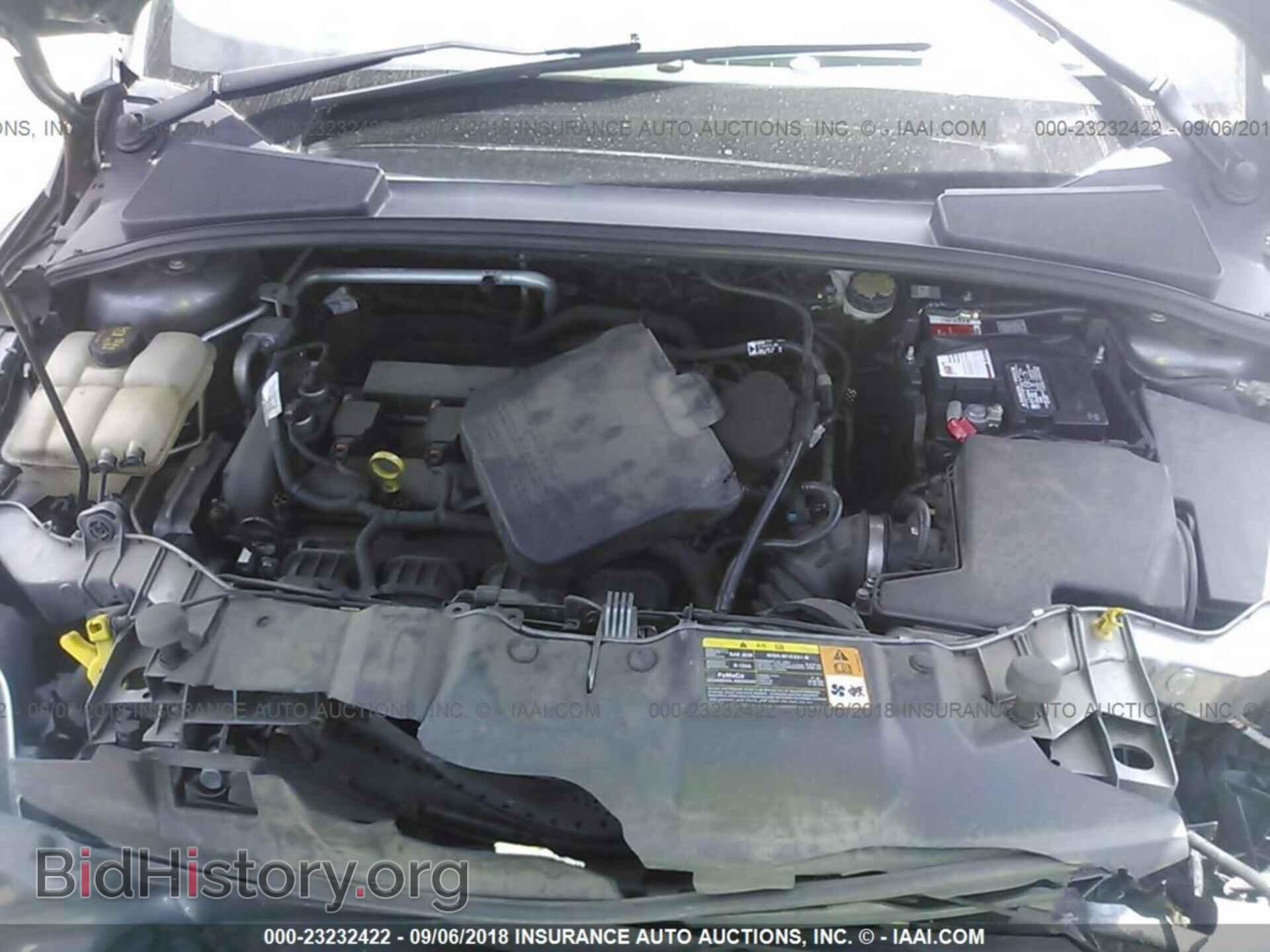 2014 Ford Focus - VIN: 1FADP3F26EL197498 - Photo 10