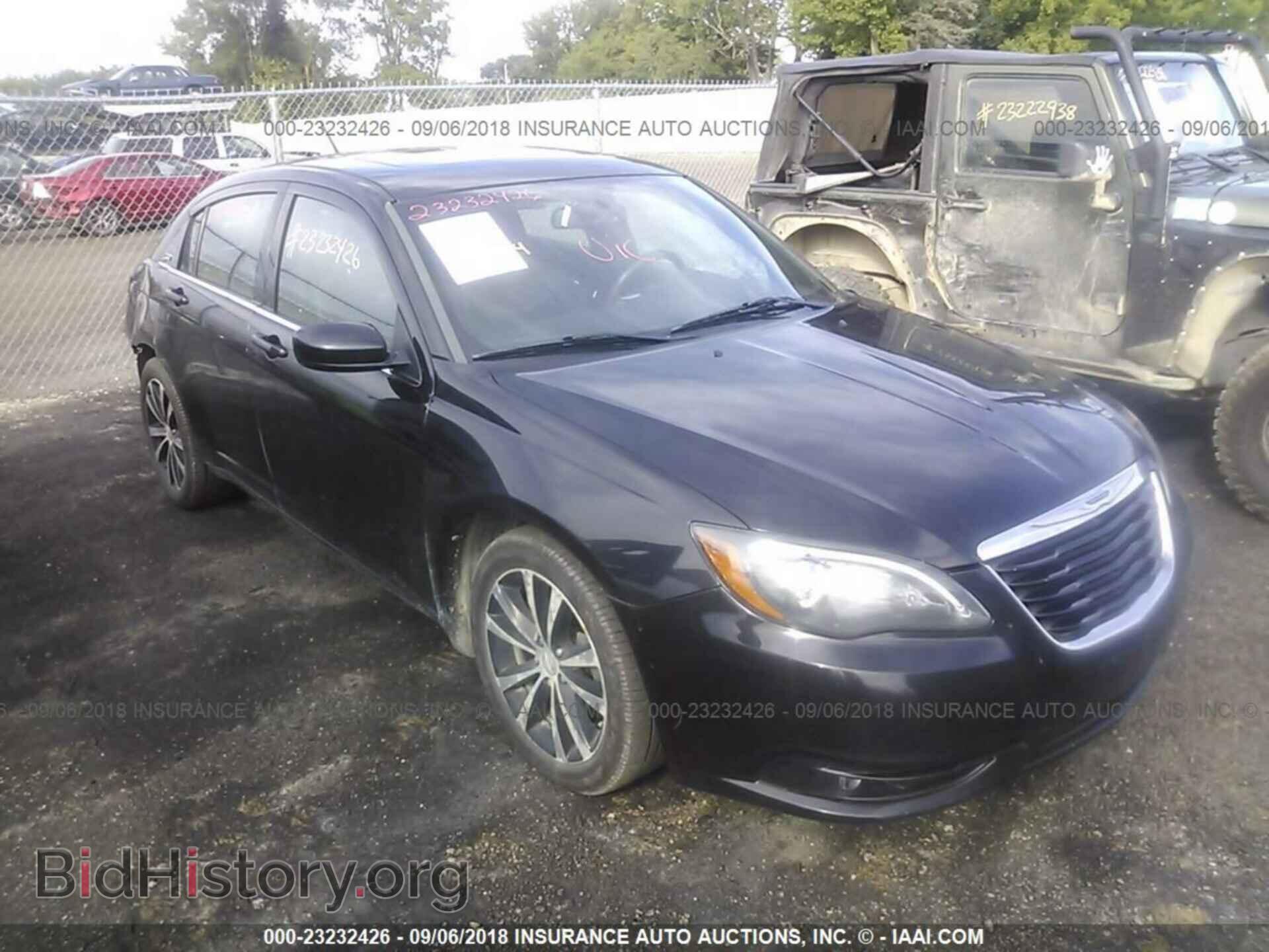 Photo 1C3CCBCG8DN603784 - Chrysler 200 2013