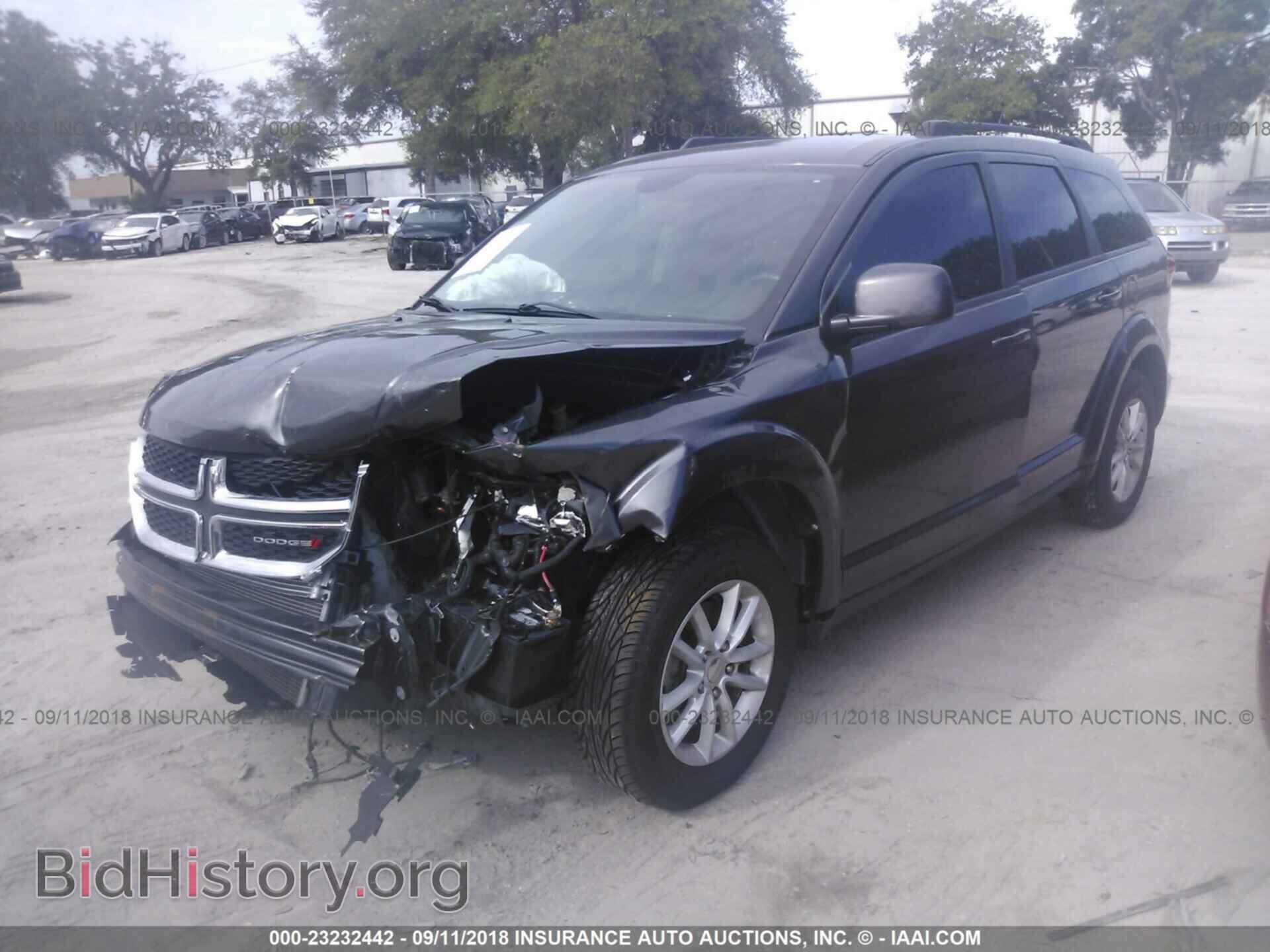 2014 Dodge Journey - VIN: 3C4PDCBG3ET157028 - Фото 2